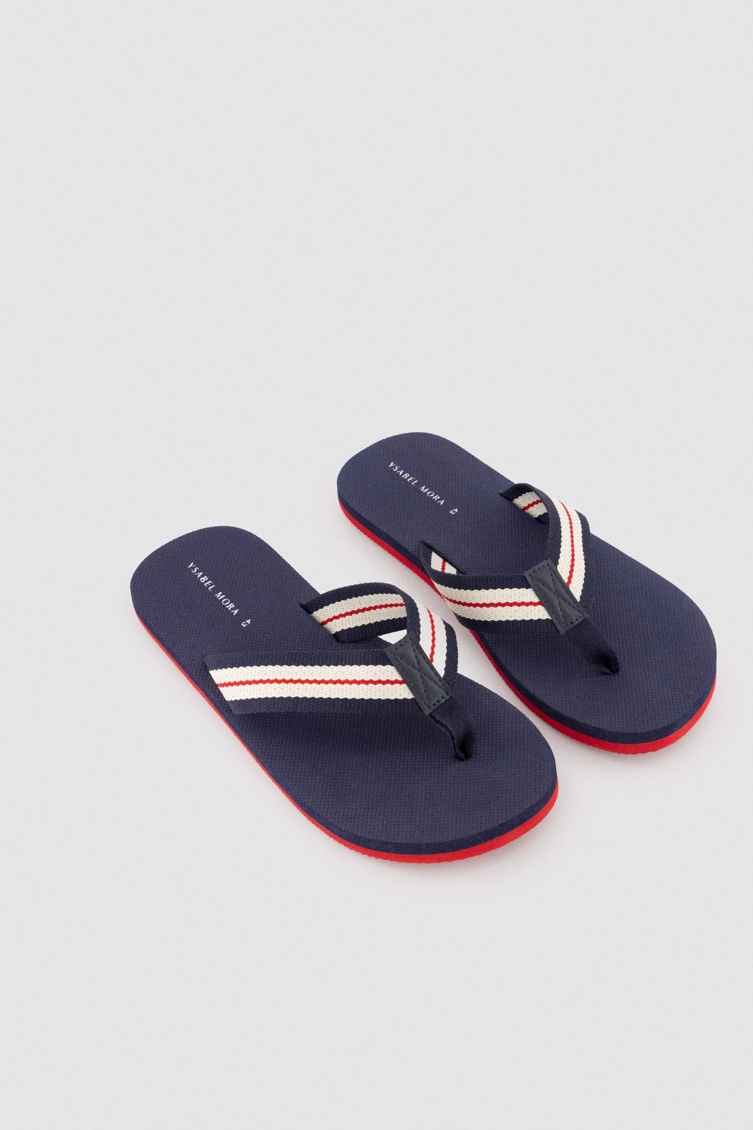 Chinelo masculino com listras contrastantes, azul marinho
