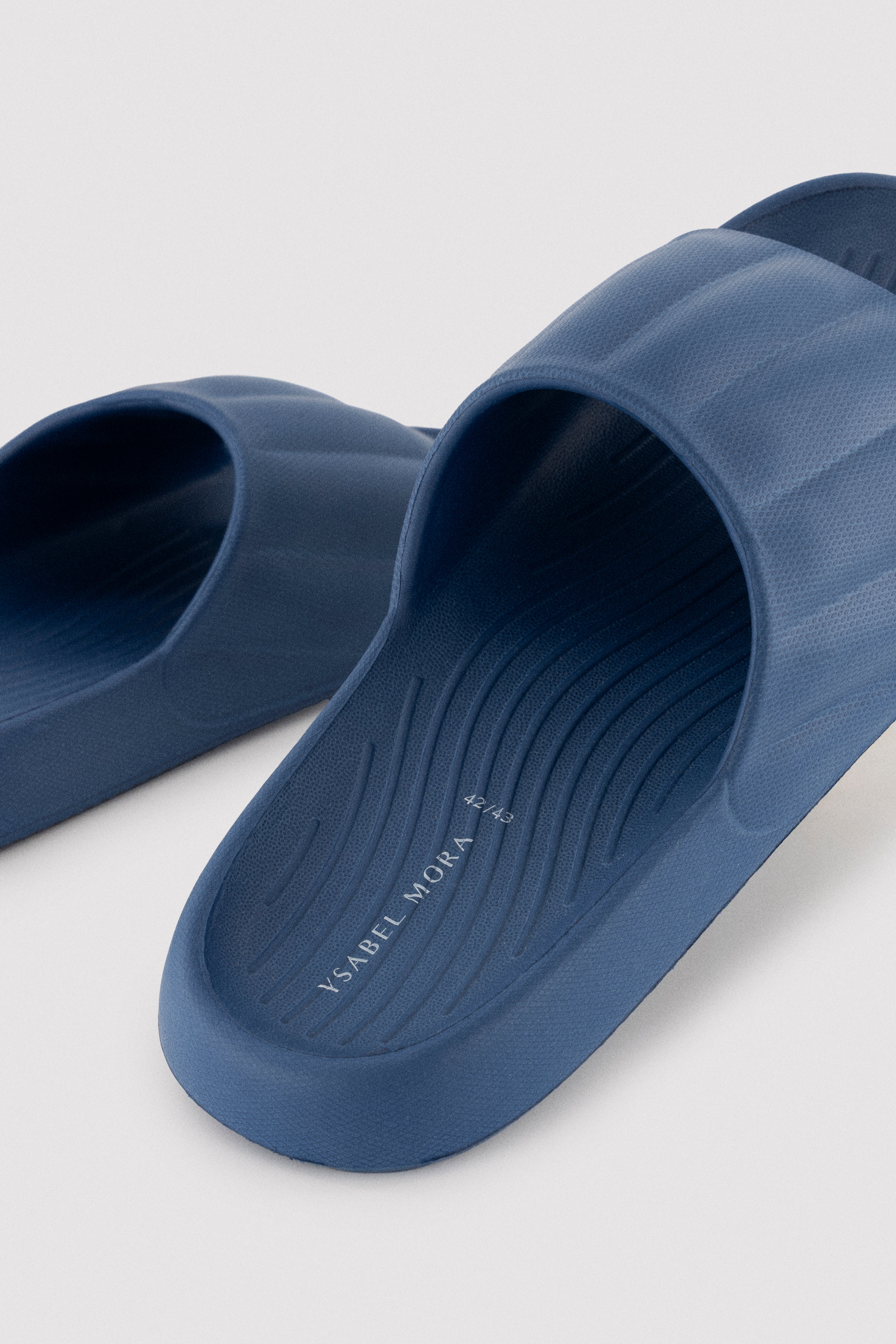 Chinelo de dedo masculino azul leve
