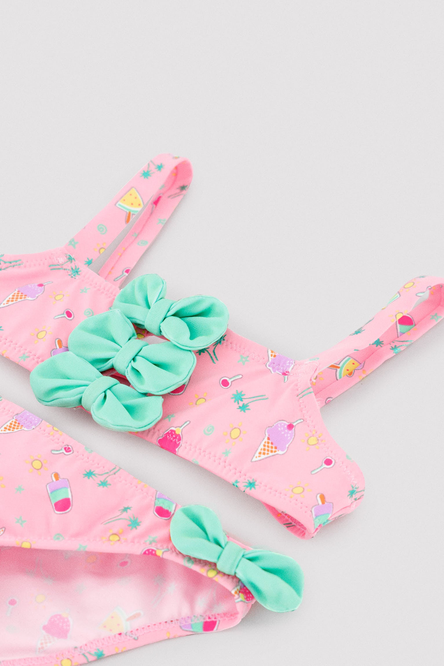 Bikini niña detalles lazos estampado veraniego helados - Ysabel Mora