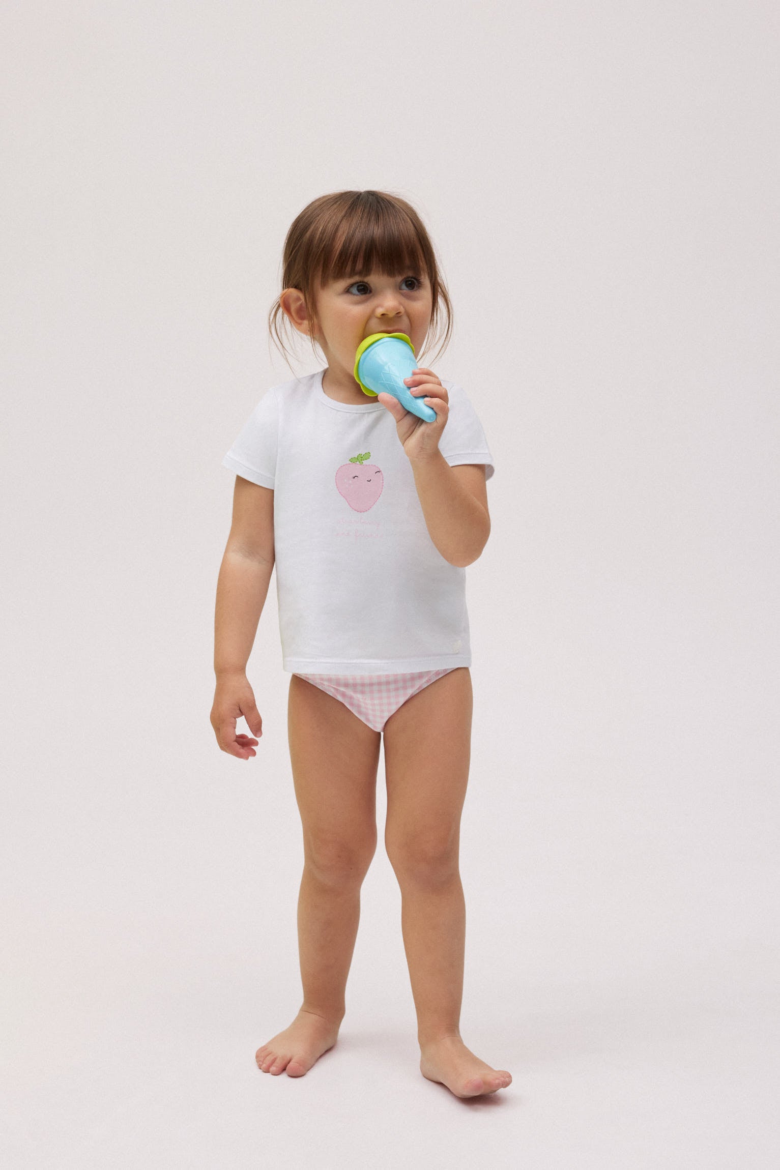 97079-3-set-camiseta-baguita-nina-ysabel-mora-multicolor