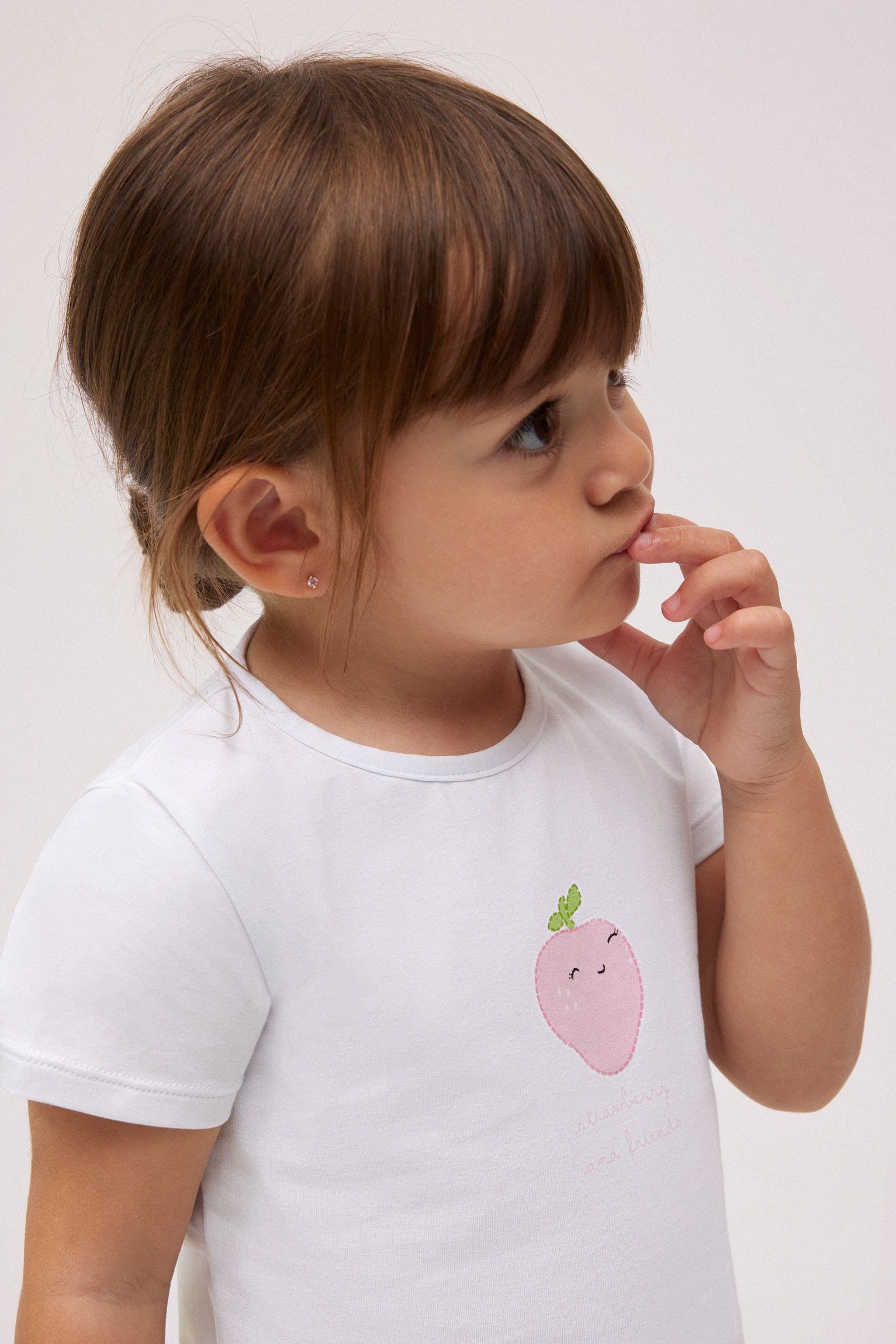 97079-4-set-camiseta-baguita-nina-ysabel-mora-multicolor