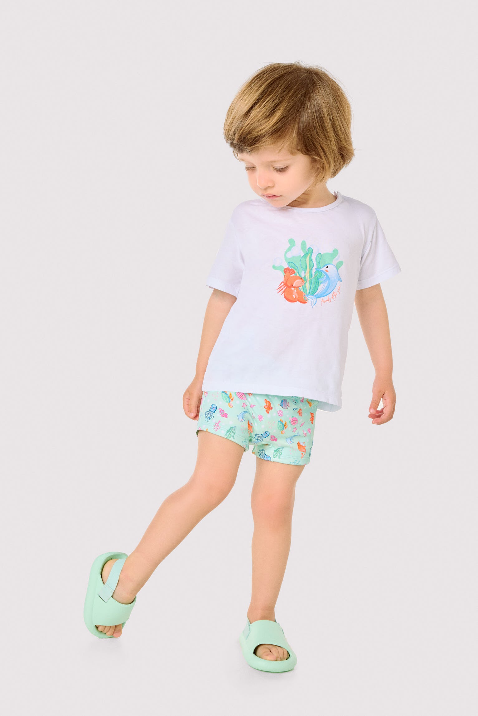 Conjunto para bebê: camiseta e shorts boxer com estampa de animais marinhos
