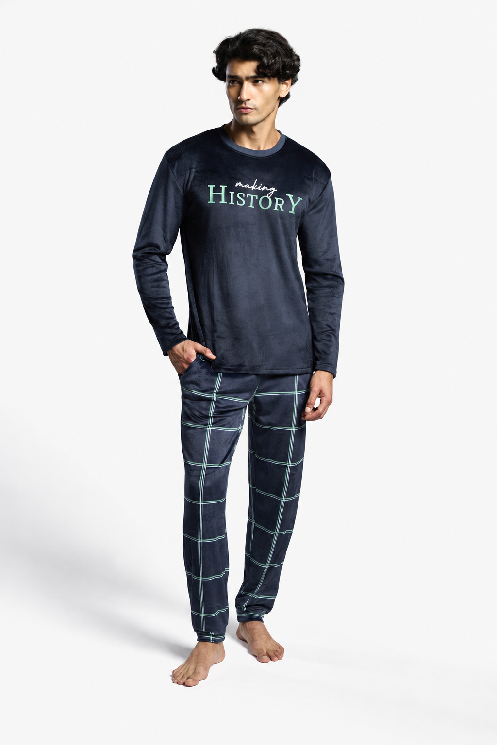 Pijama comprido de homem em veludo Making History aos quadrados