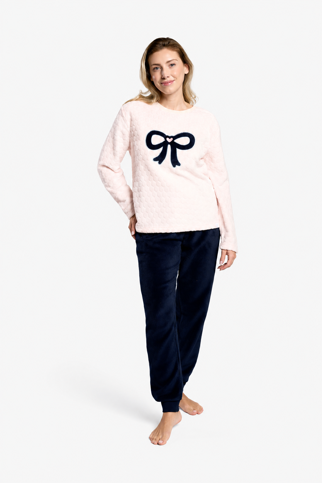 Pijama comprido de mulher polar coral com laço