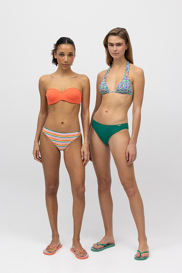 Biquínis mix&match lisos e estampados