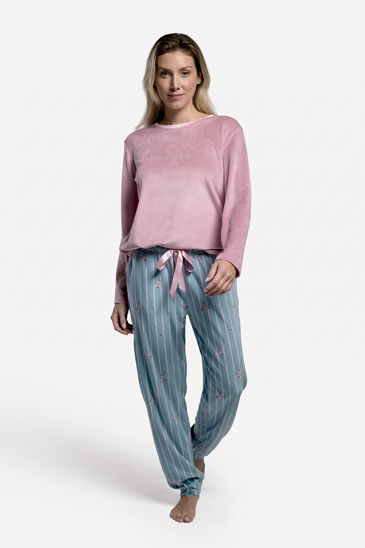 Pijama comprido de mulher em veludo camisola rosa e calças estampadas