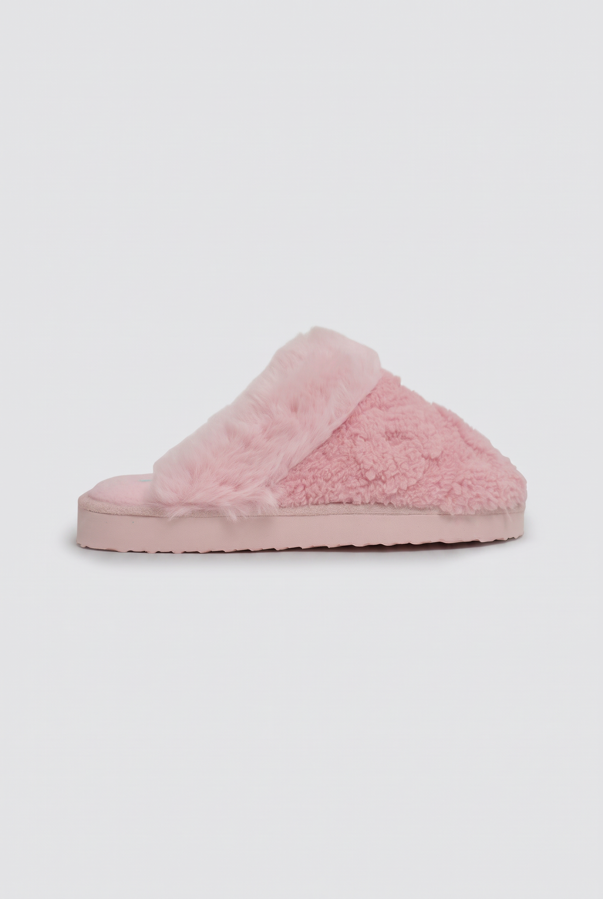 Pantufas cor-de-rosa de pelo macio