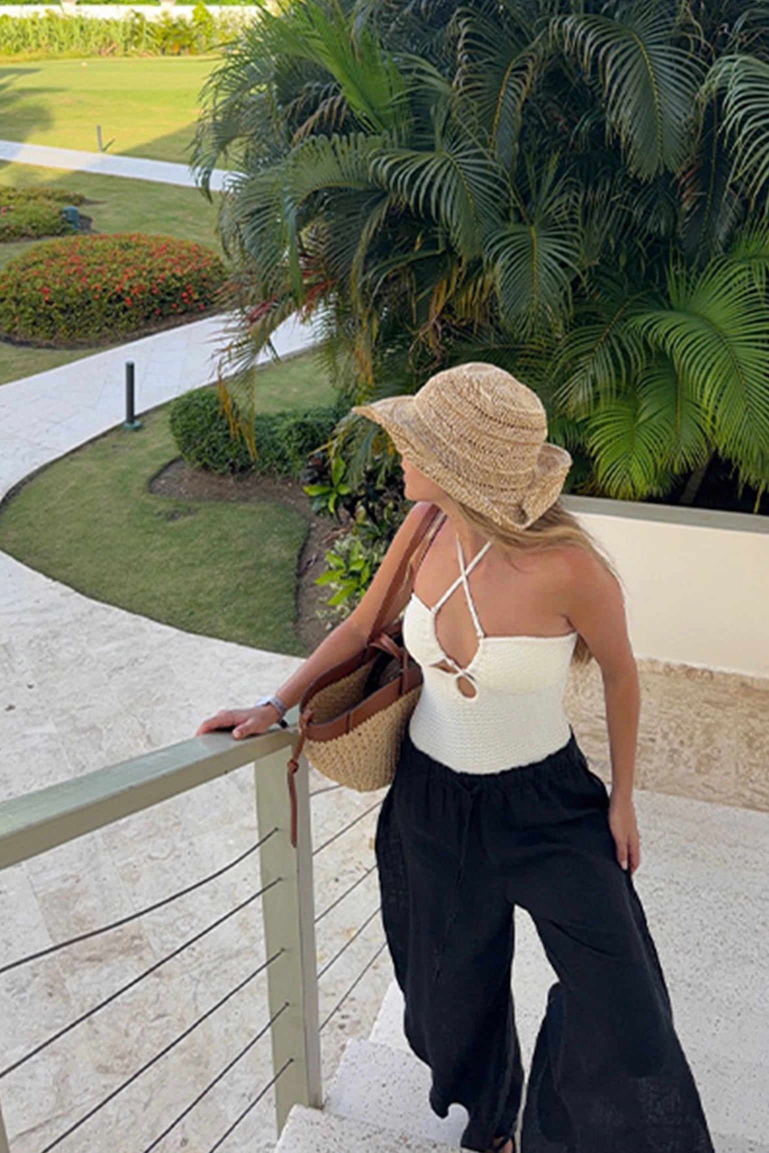 Conjunto de praia com fato de banho cruzado em cor de marfim @beagonzalez