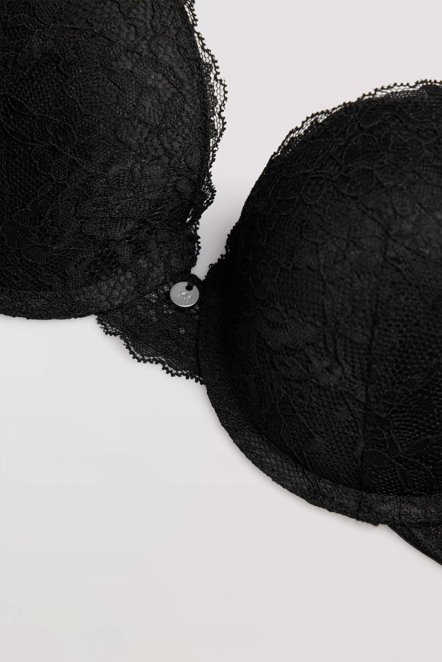 Sutiã push up preto e calcinha brasileira lingerie preta