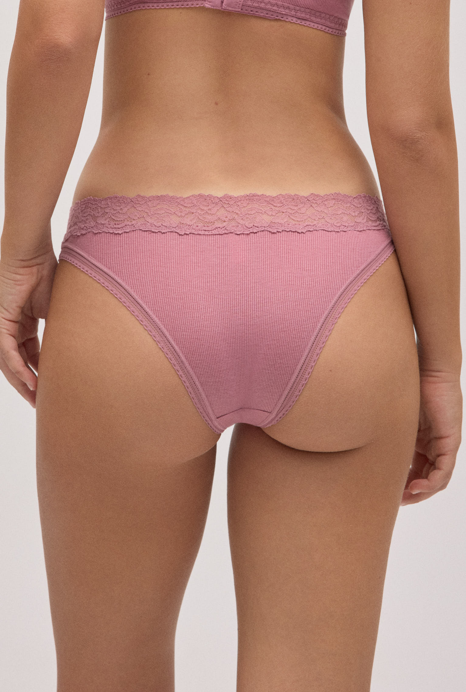 10764-1-braga-brasilena-canale-con-encaje-rosa