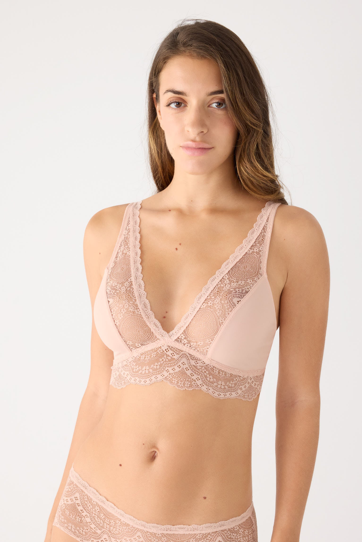 Soutien bralette nude em renda | Paula Echevarria Limited Edition