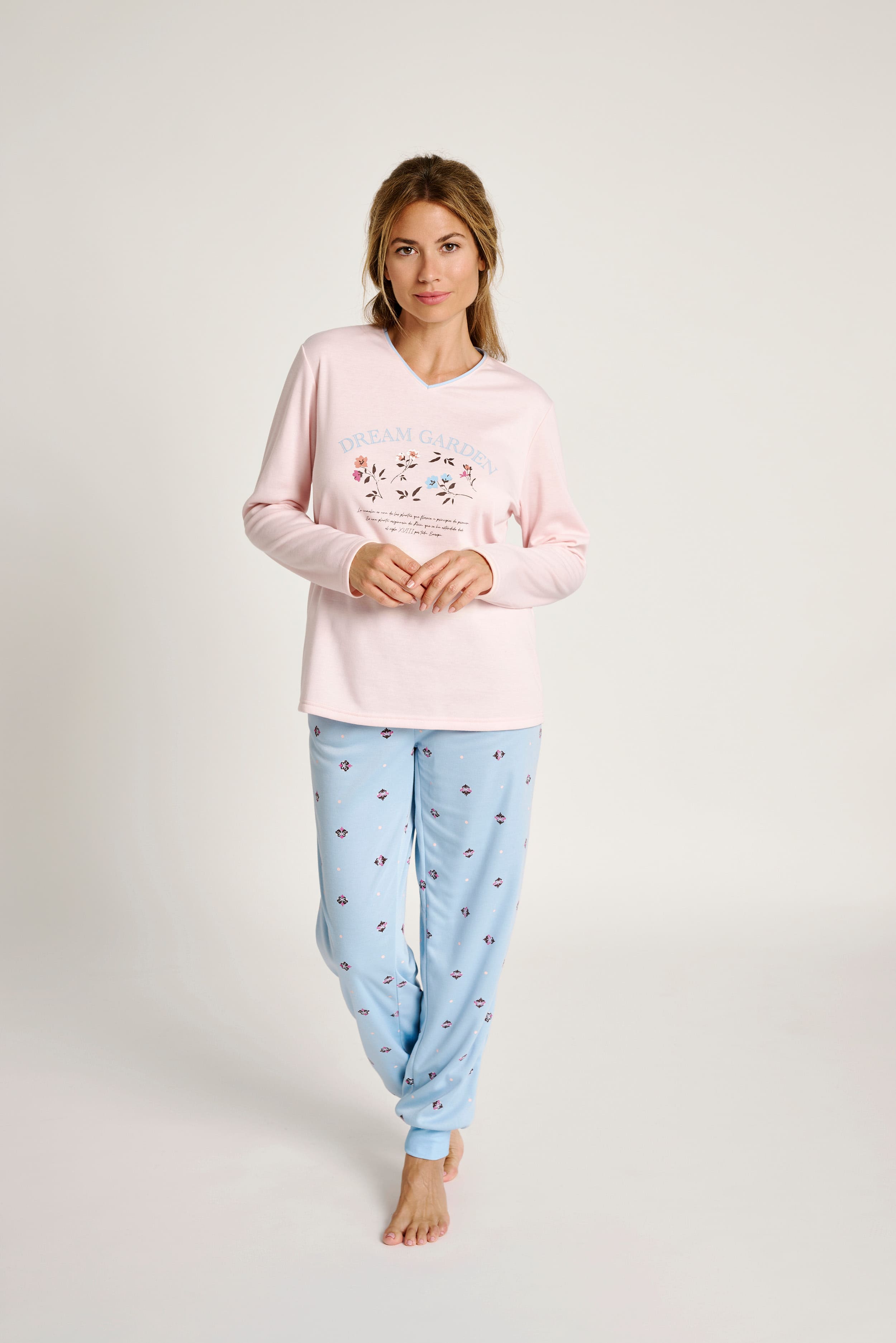 12011016-1-pijama-largo-dream-garden