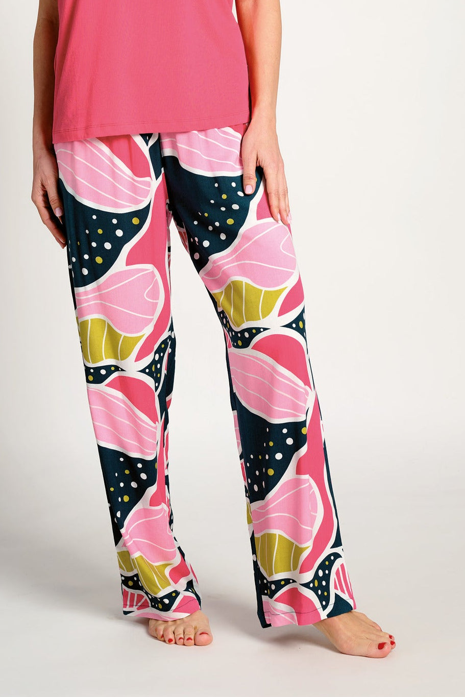 Pijama mujer manga corta y pantalón largo ancho estampado - Ysabel Mora