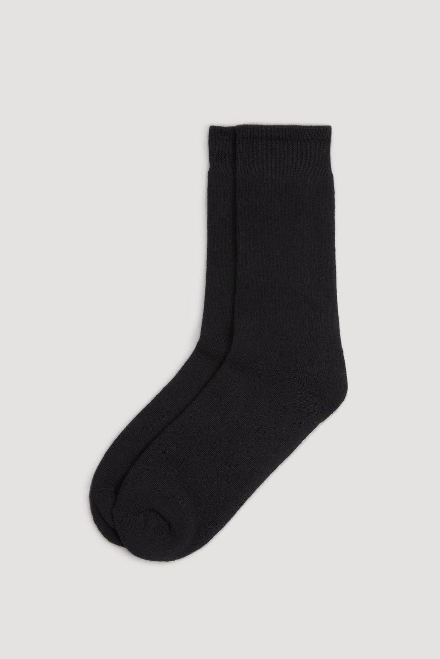 12852-1-calcetines-mujer-ysabel-mora-negro