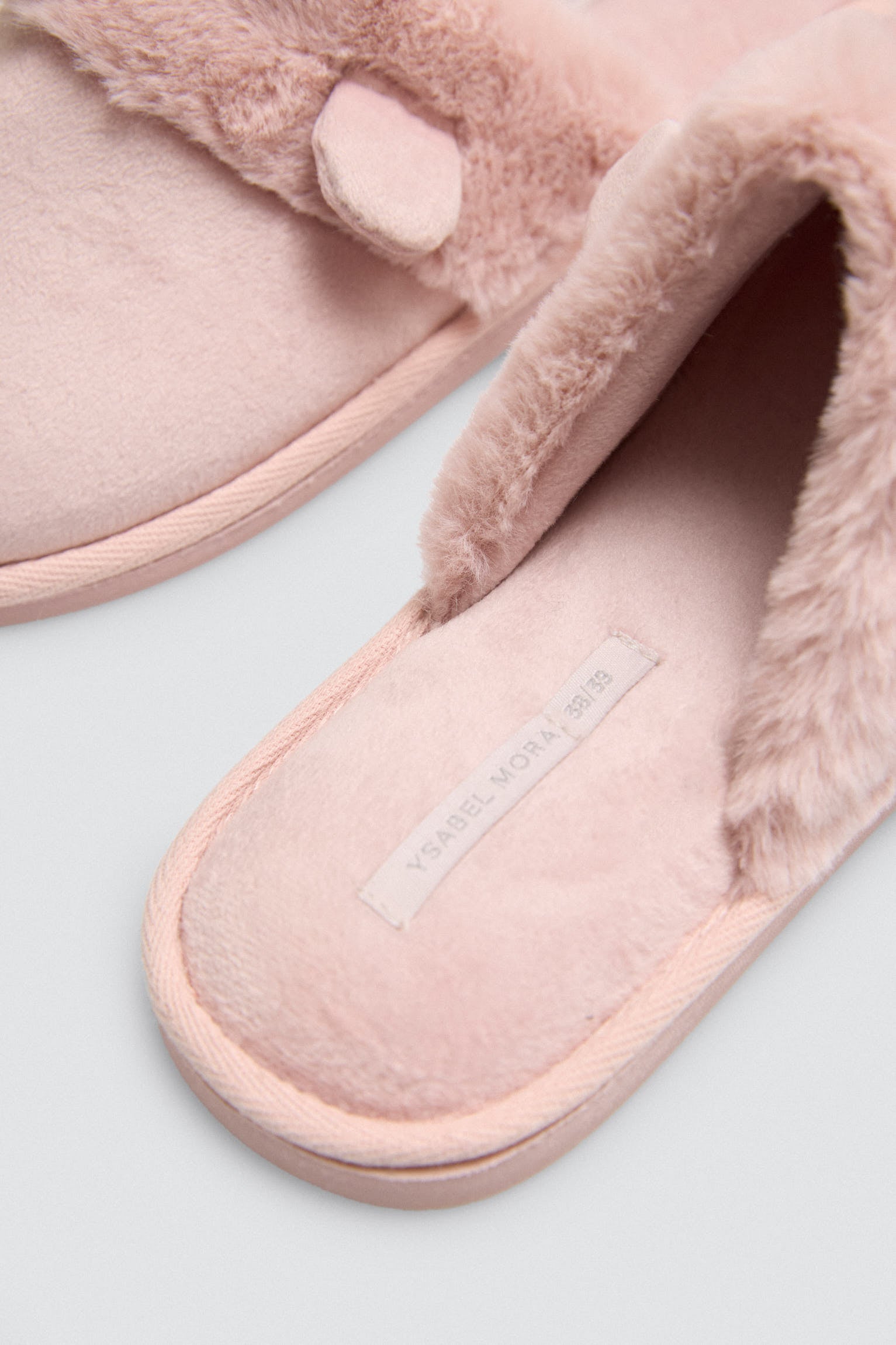 14155-4-zapatillas-de-casa-orejas-3d-y-pelo