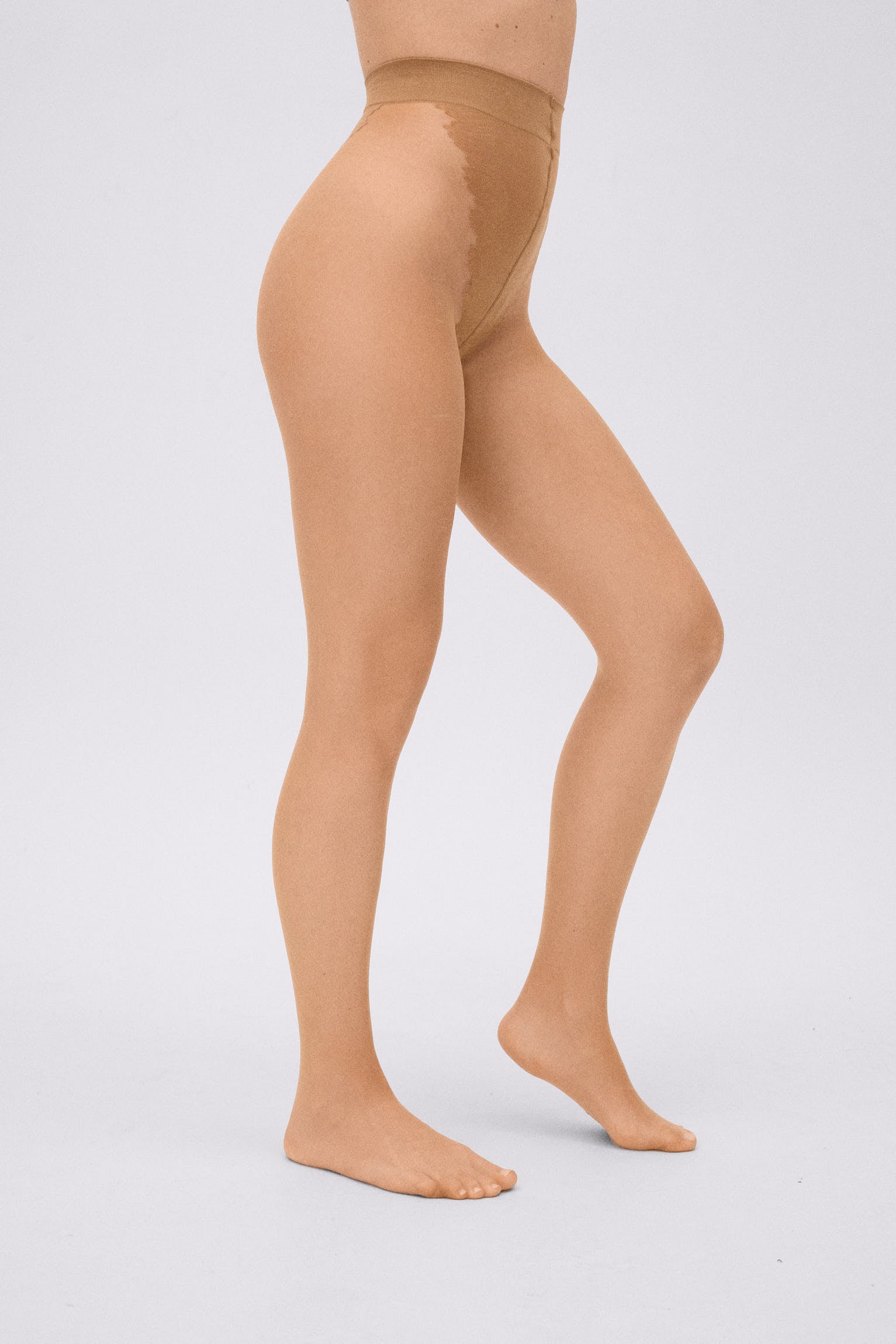 Meia-calça marrom indestrutível de 10 denier