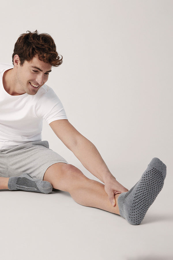 Meias para ioga e pilates cinzentas