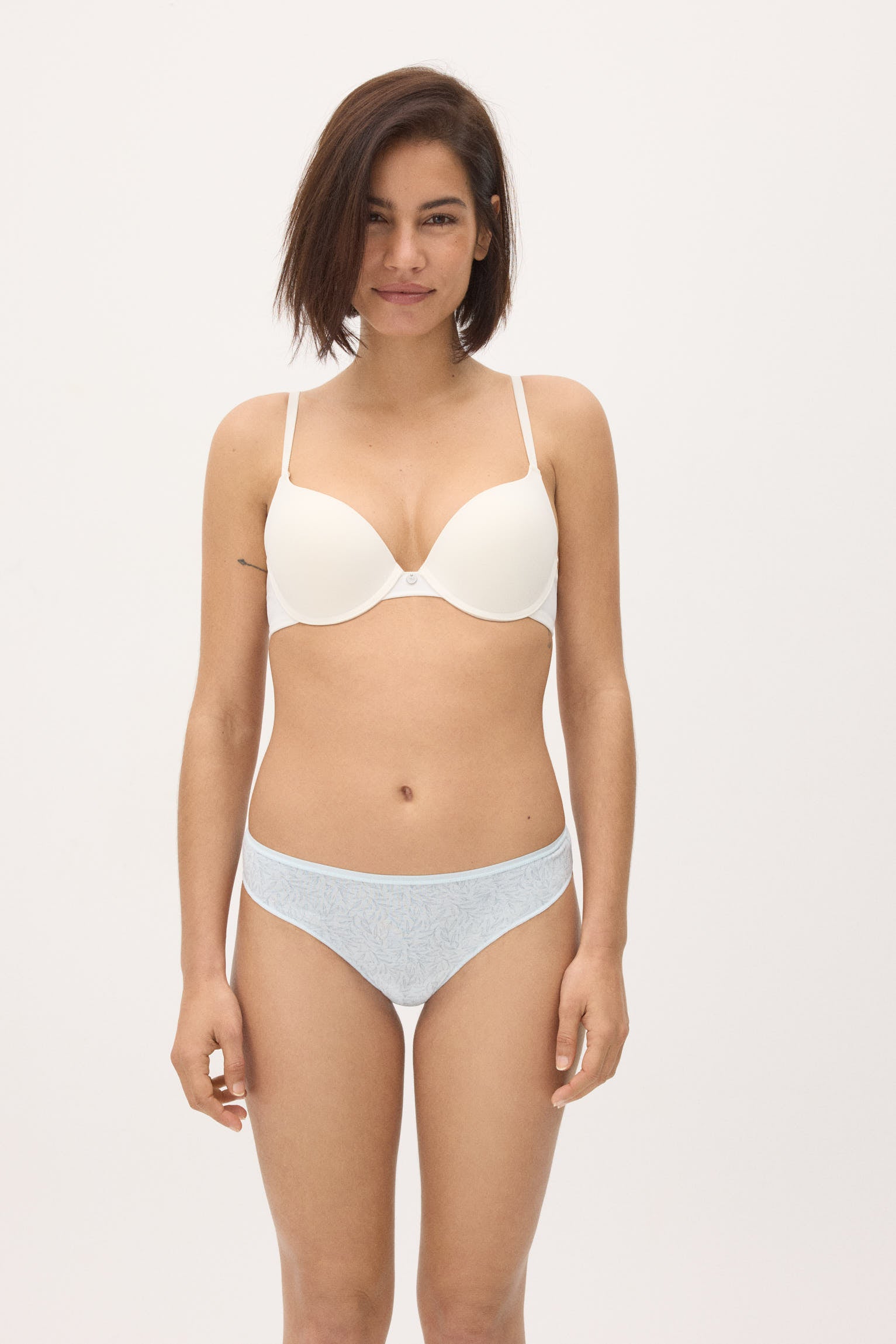 Pack de 6 tangas lisos y estampados - Ysabel Mora