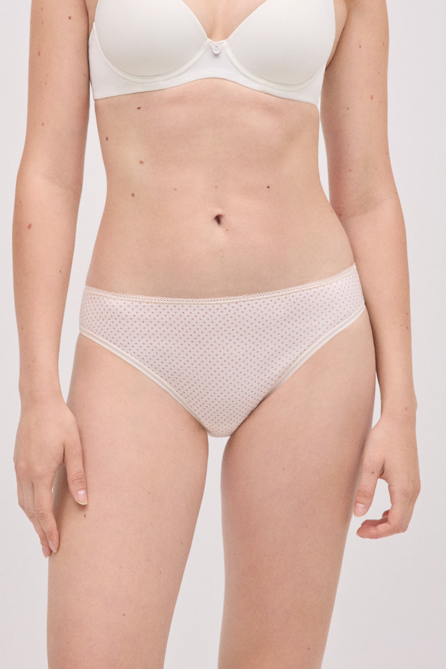 Pacote com 6 mini calcinhas de algodão estampadas