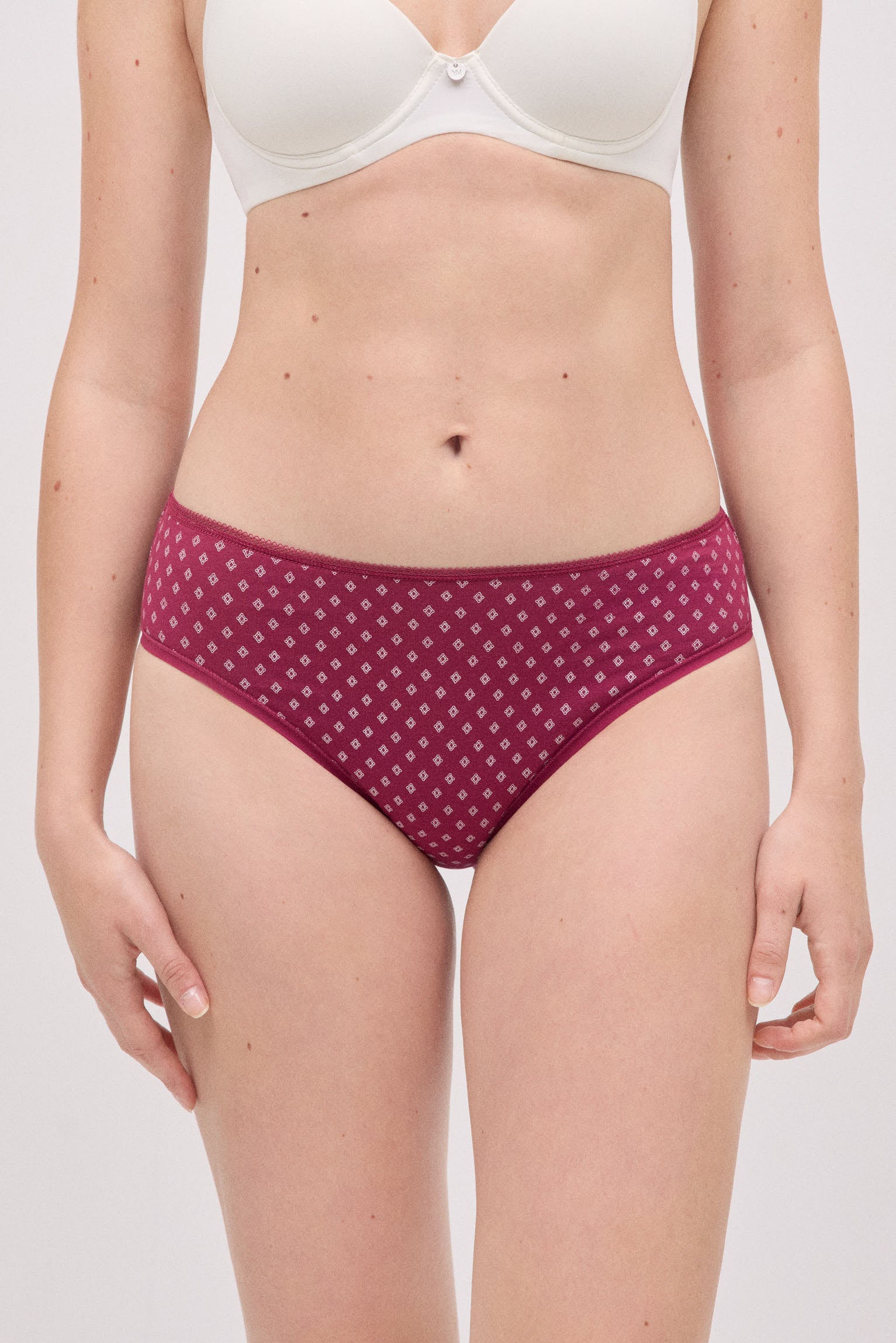 Pacote com 6 mini calcinhas de algodão estampadas