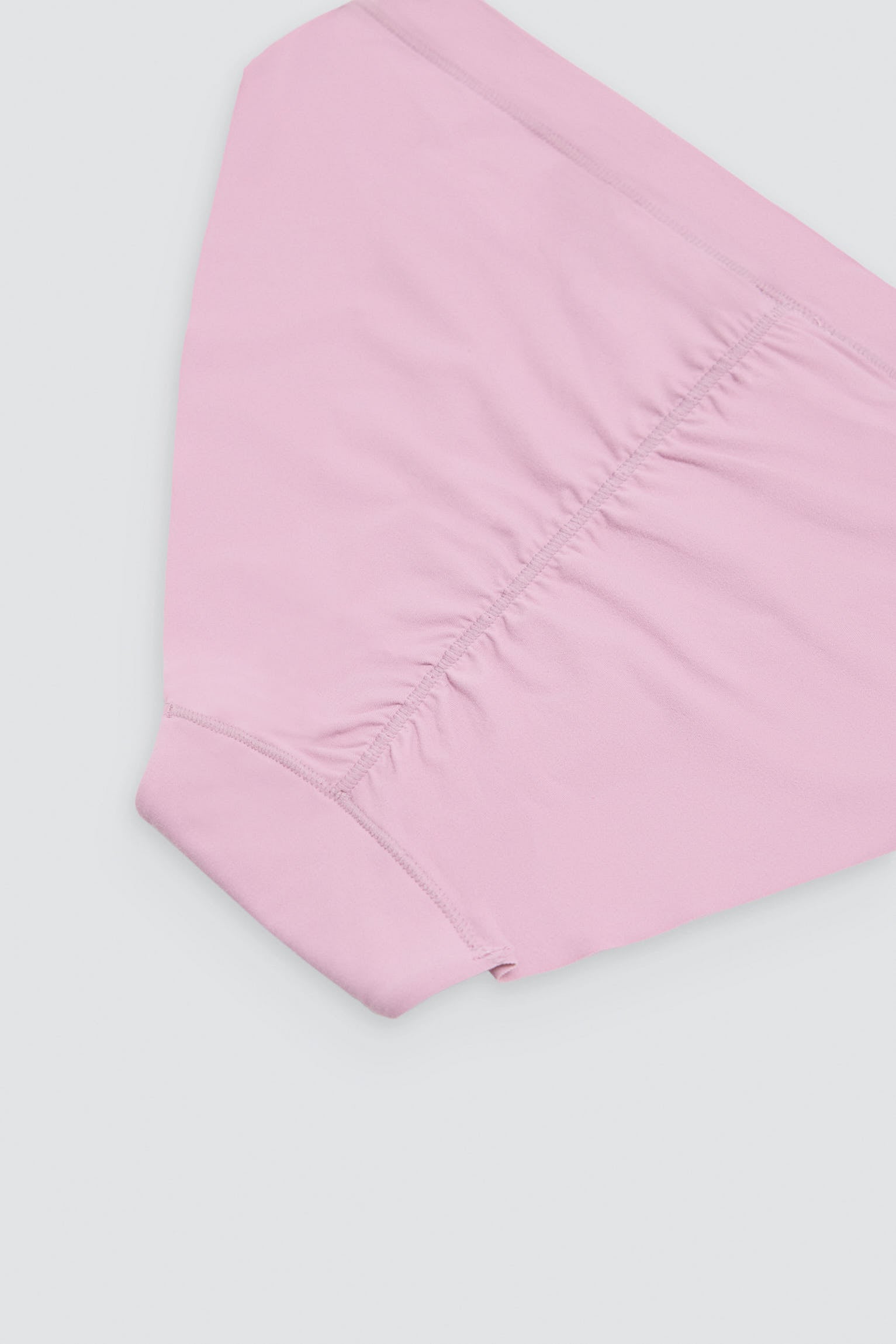 Cueca mini Adapt com acabamentos invisíveis lilás