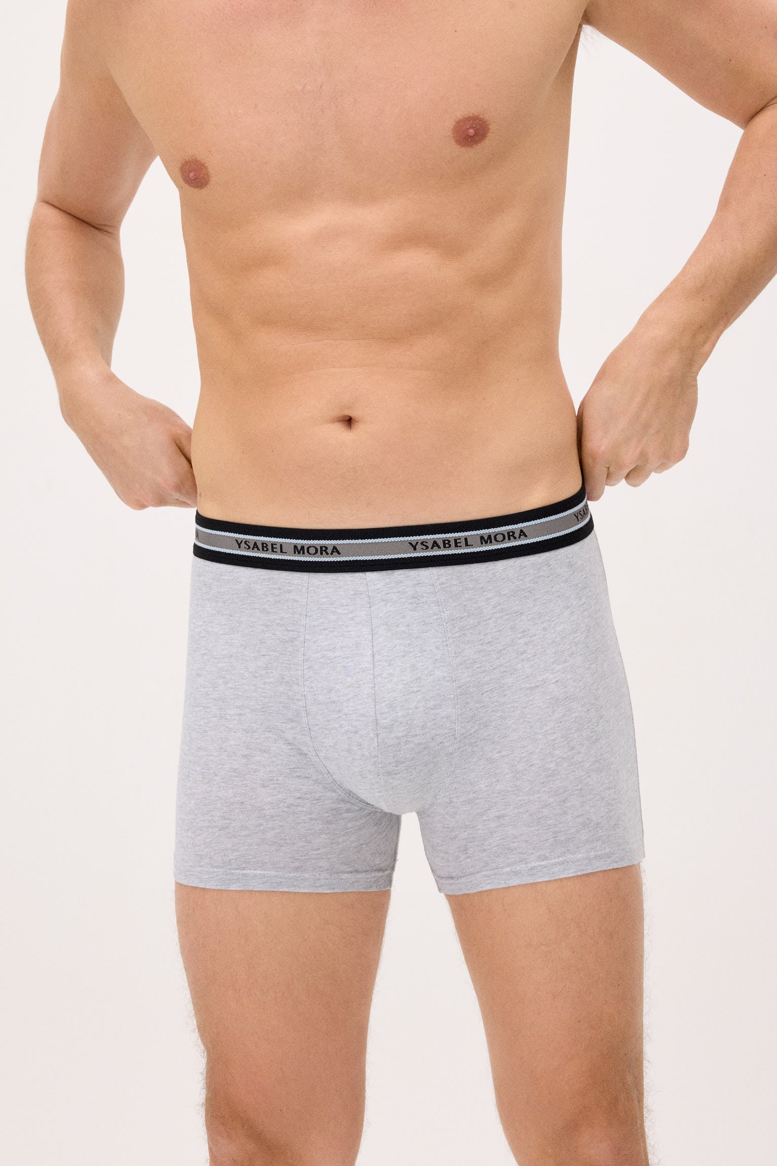 Pacote com 3 cuecas boxer básicas lisas