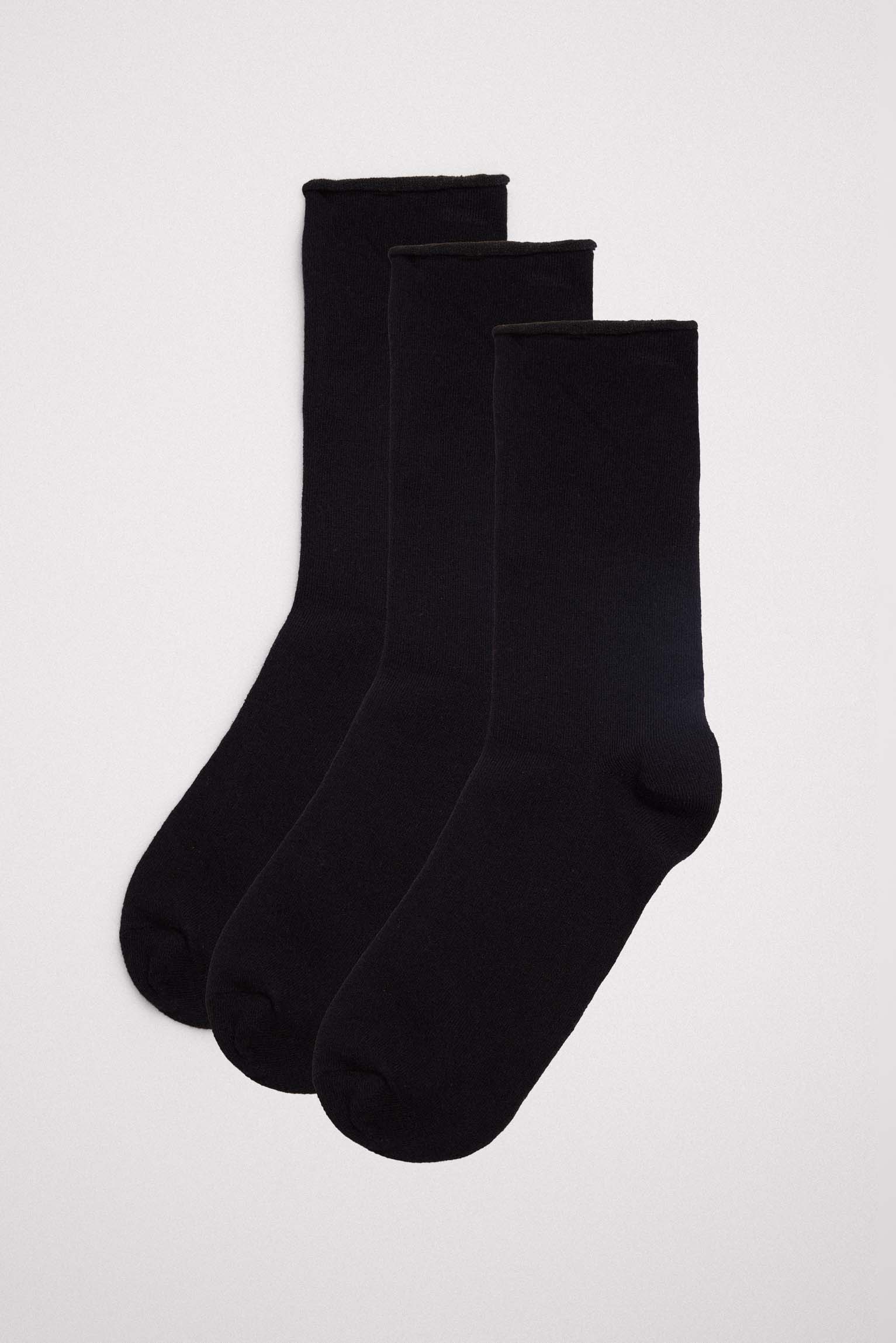 22927-1-pack-3-calcetines-basicos-sin-puno-hombre-ysabel-mora - Negro