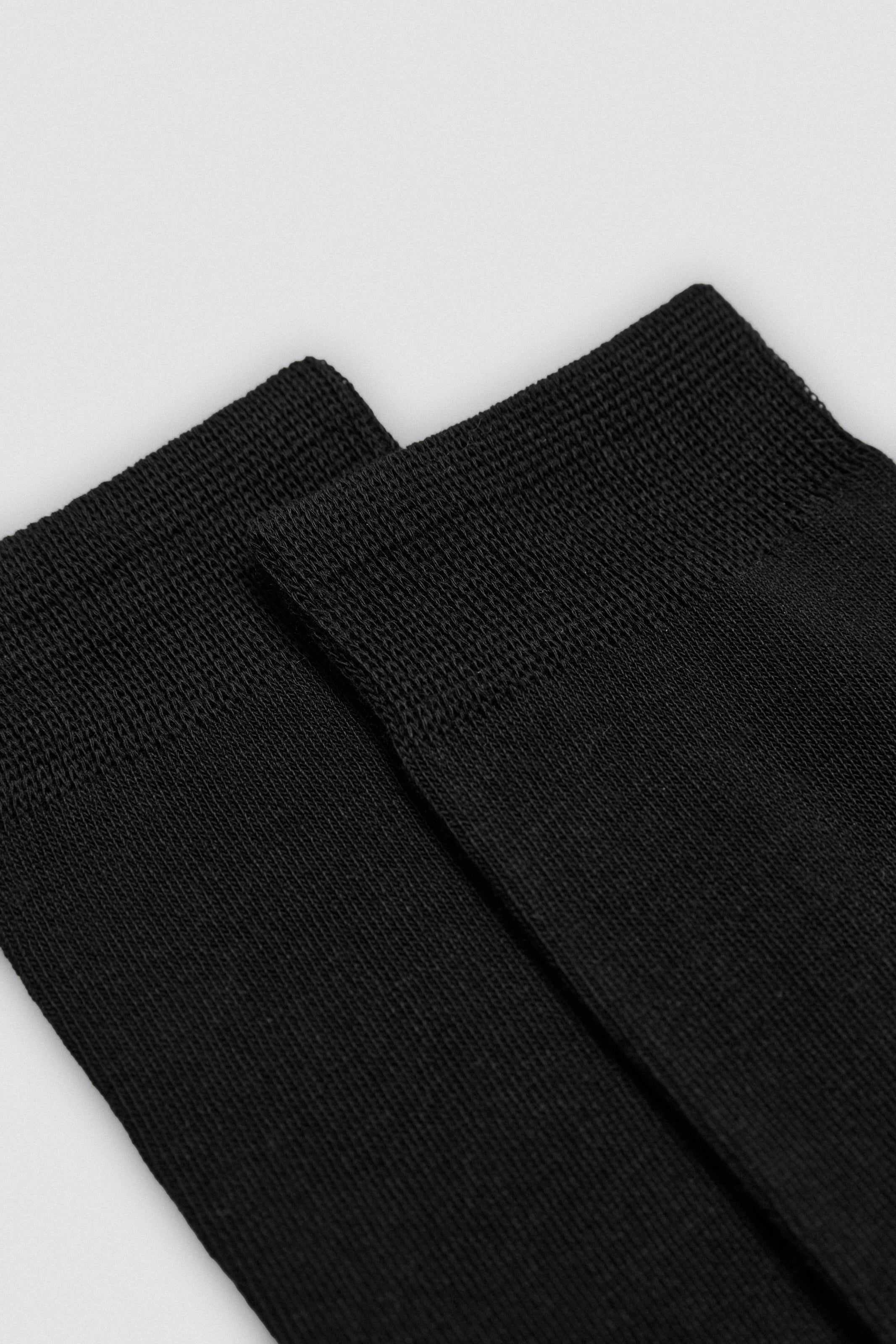 Pacote com 3 meias básicas de bambu preto