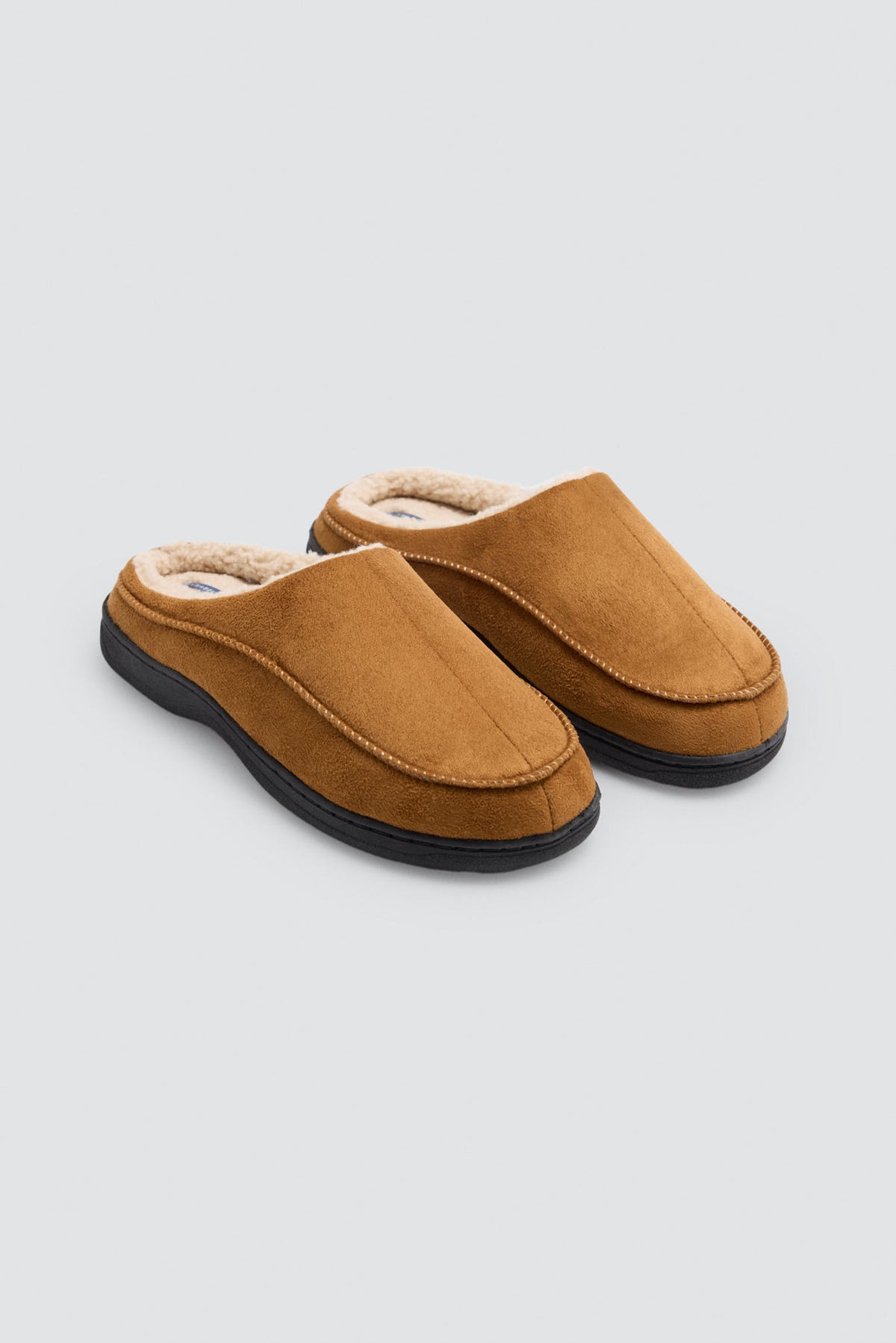 Pantufas de homem camel efeito camurça com interior de pelo