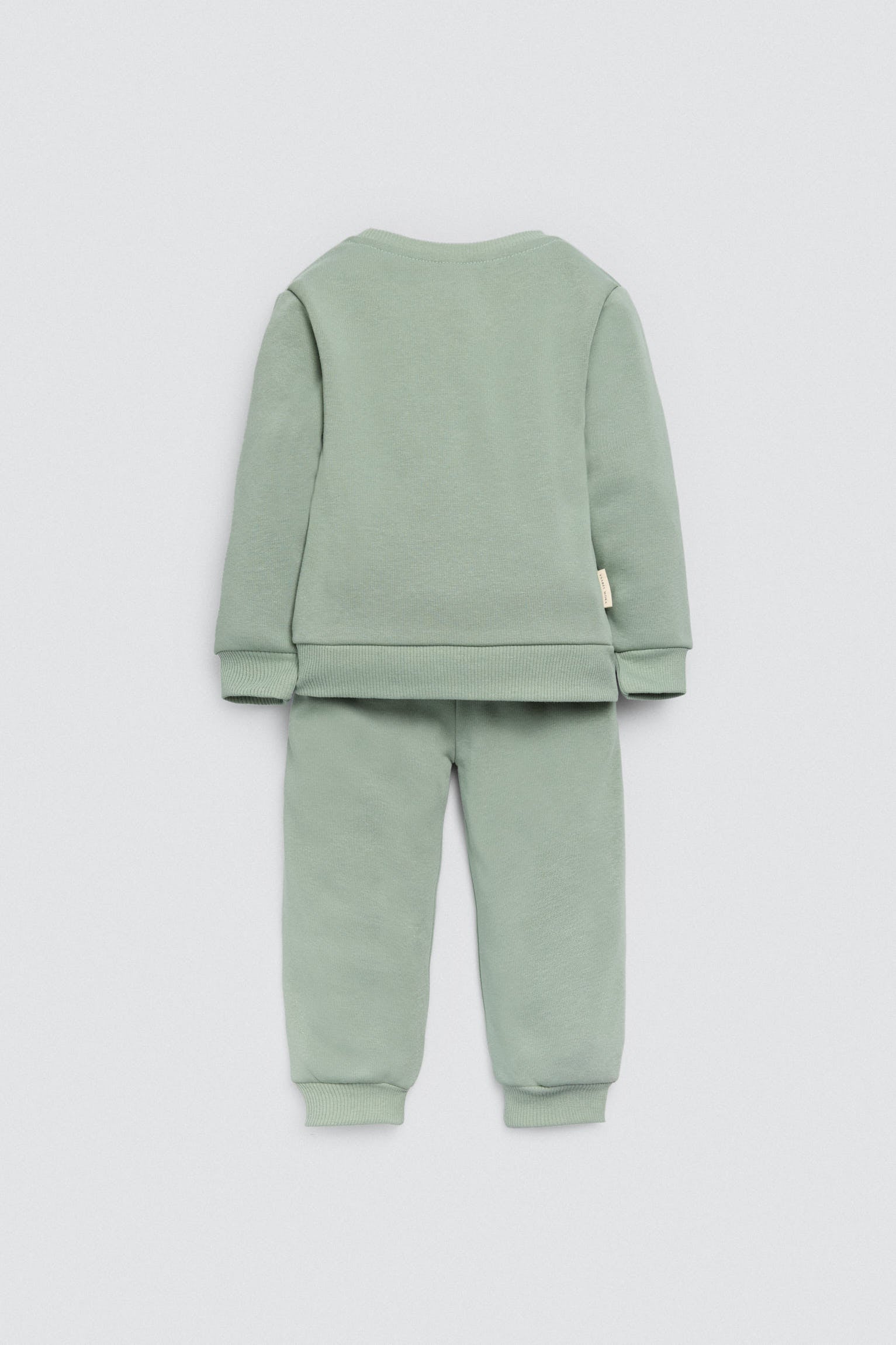 25603-2-conjunto-bebe-sudadera-jogger-autumn-buddy