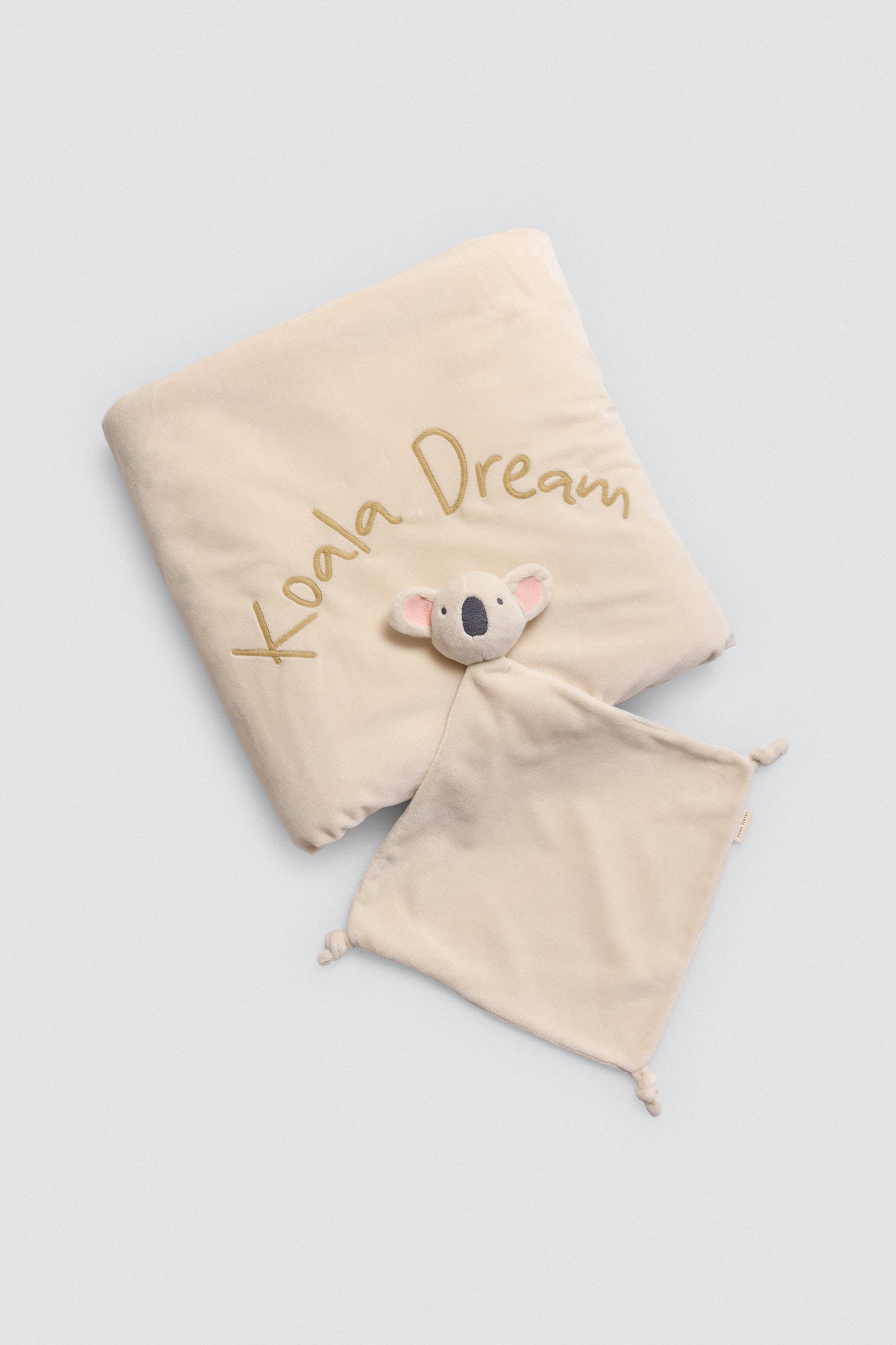 25609-1-set-bebe-manta-doudou-koala-dream