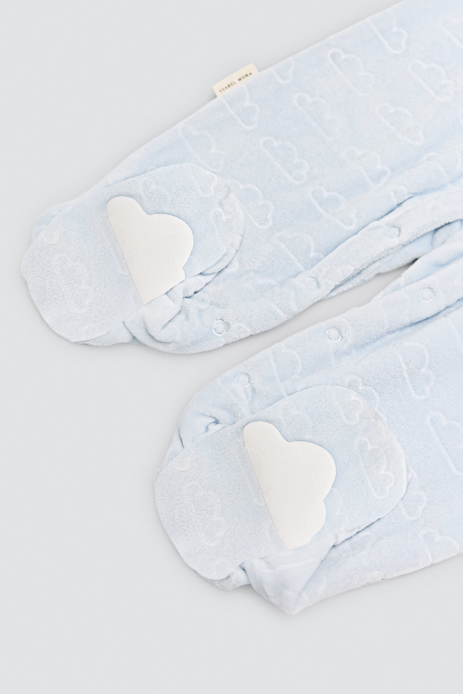 Pelele bebé terciopelo estampado nubes Good night - Ysabel Mora