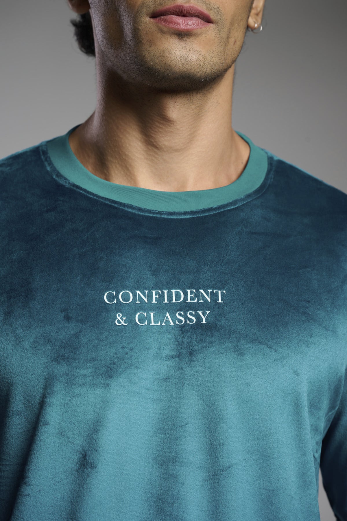 Pijama comprido de homem em veludo Confident & Classy aos quadrados