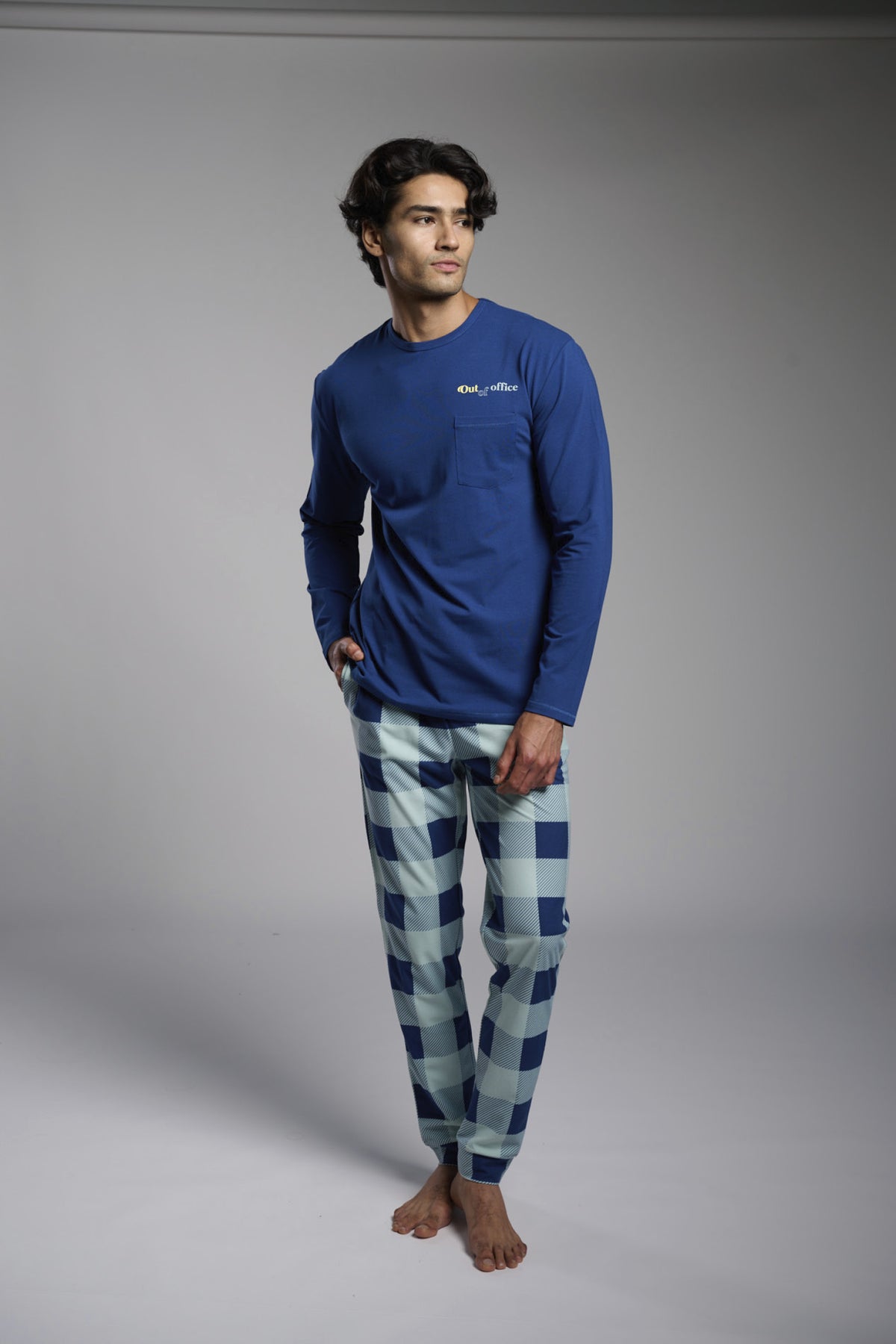 Pijama comprido de homem toque muito suave Out of Office aos quadrados