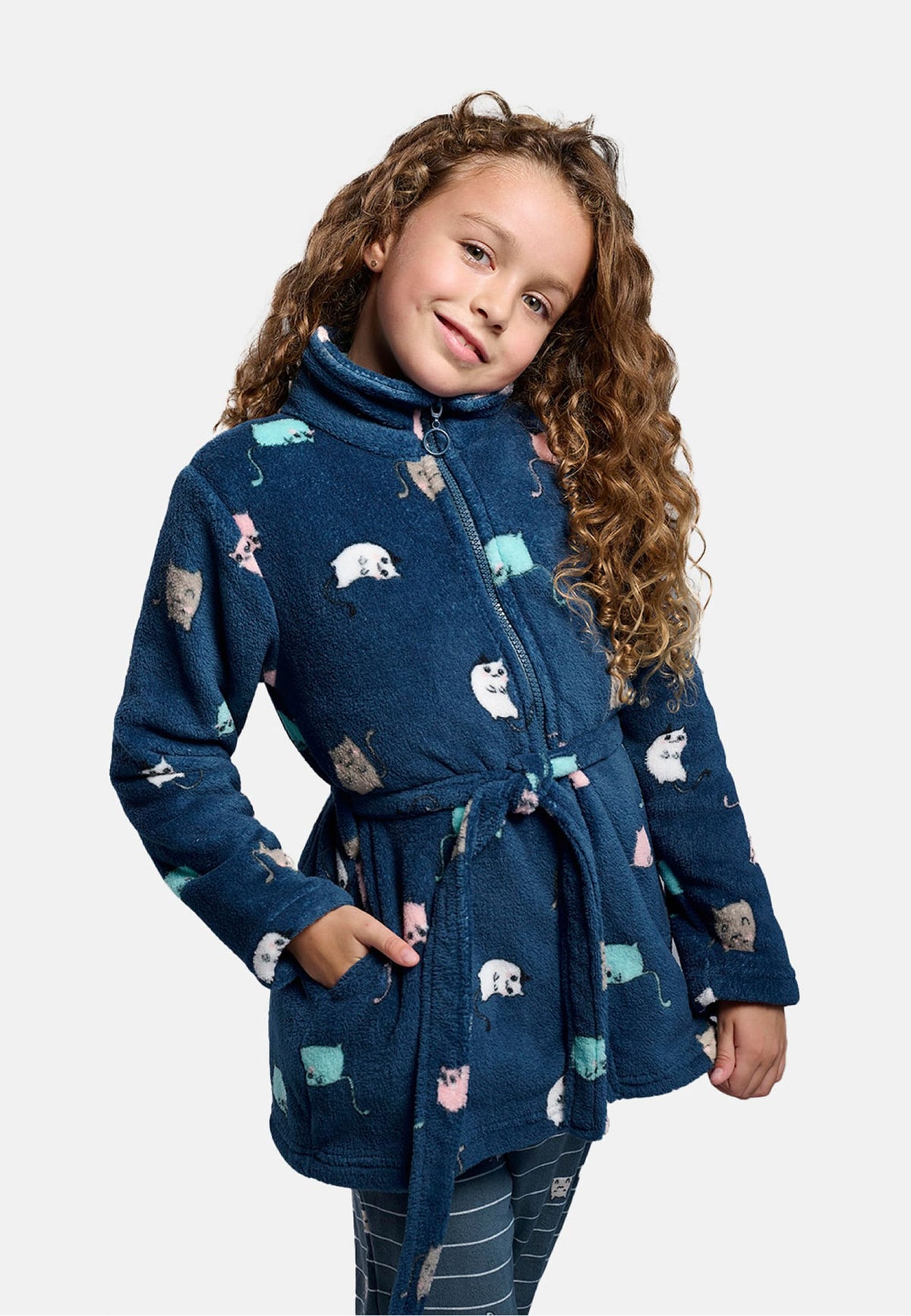 Roupão infantil de menina polar coral estampado de gatos
