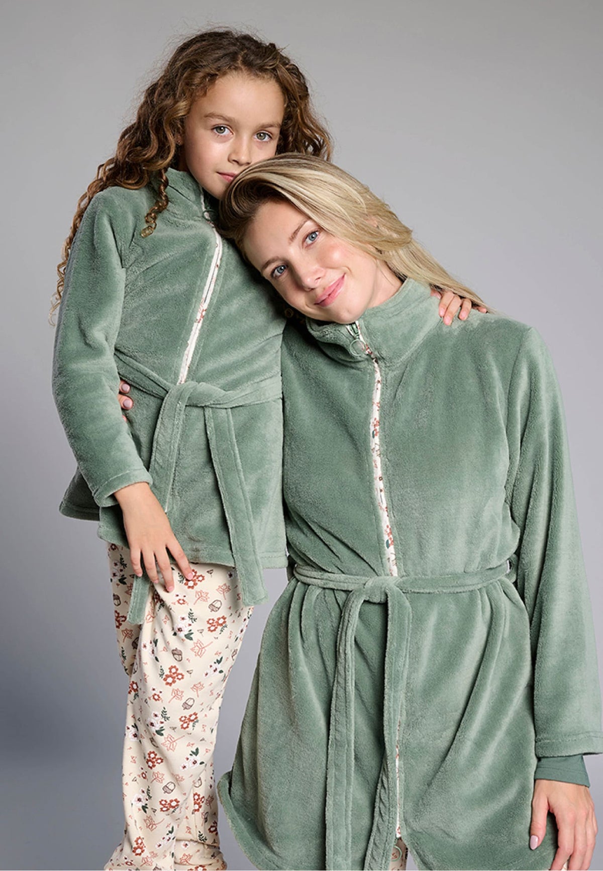 Roupão infantil de menina polar coral verde com cinto