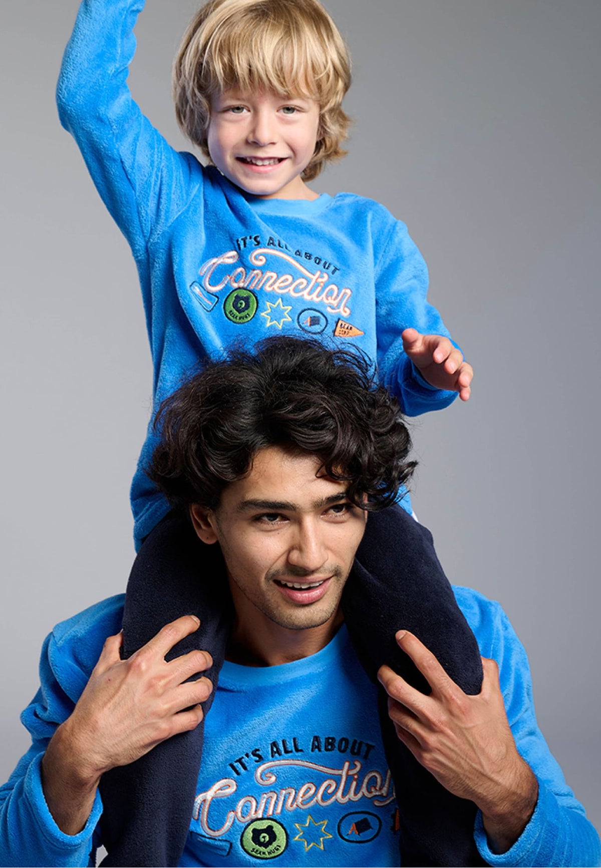 Pijama comprido de menino polar coral It's all about connection