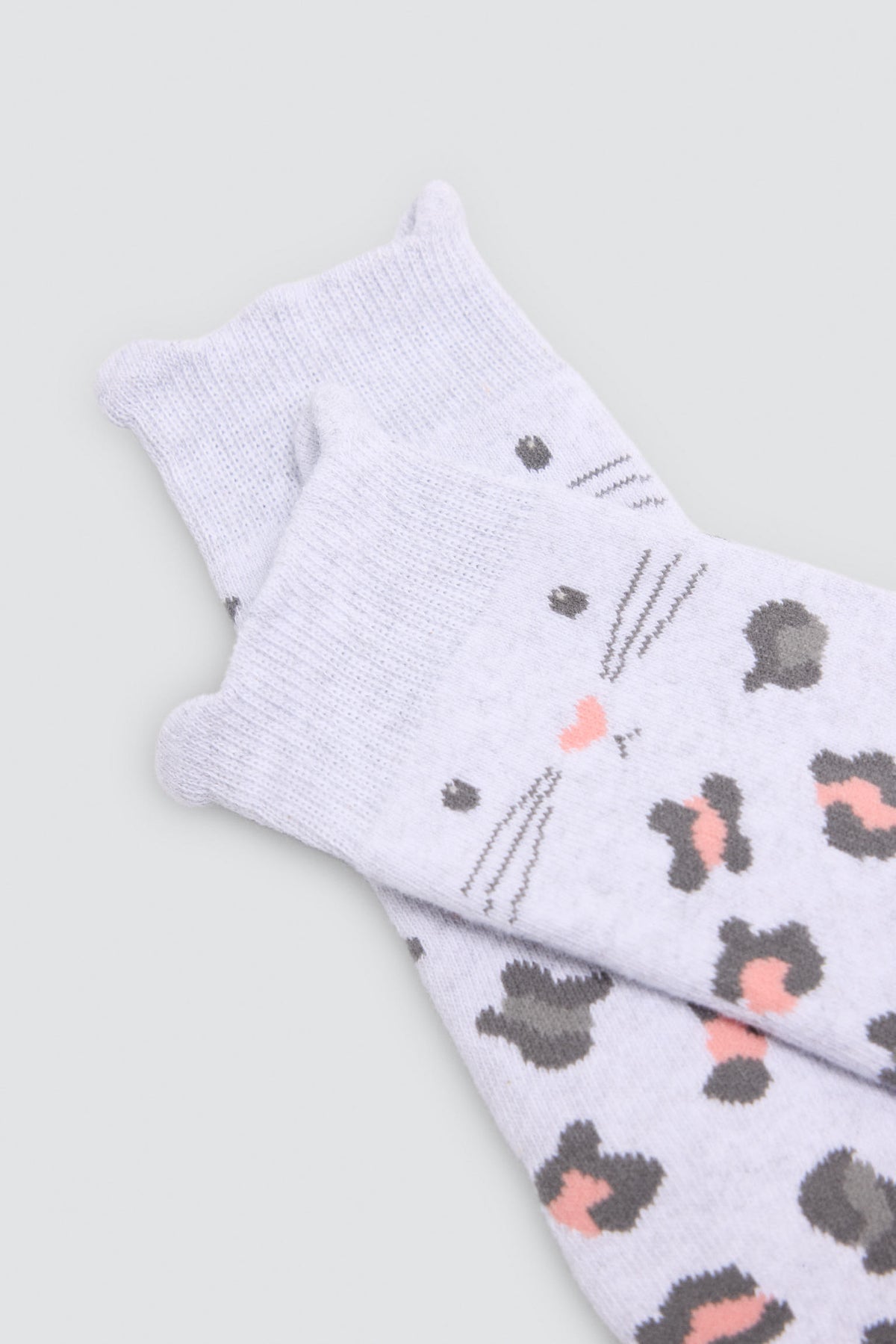 Pack de 3 meias térmicas de menina com detalhe orelhas de gato e estampado leopardo