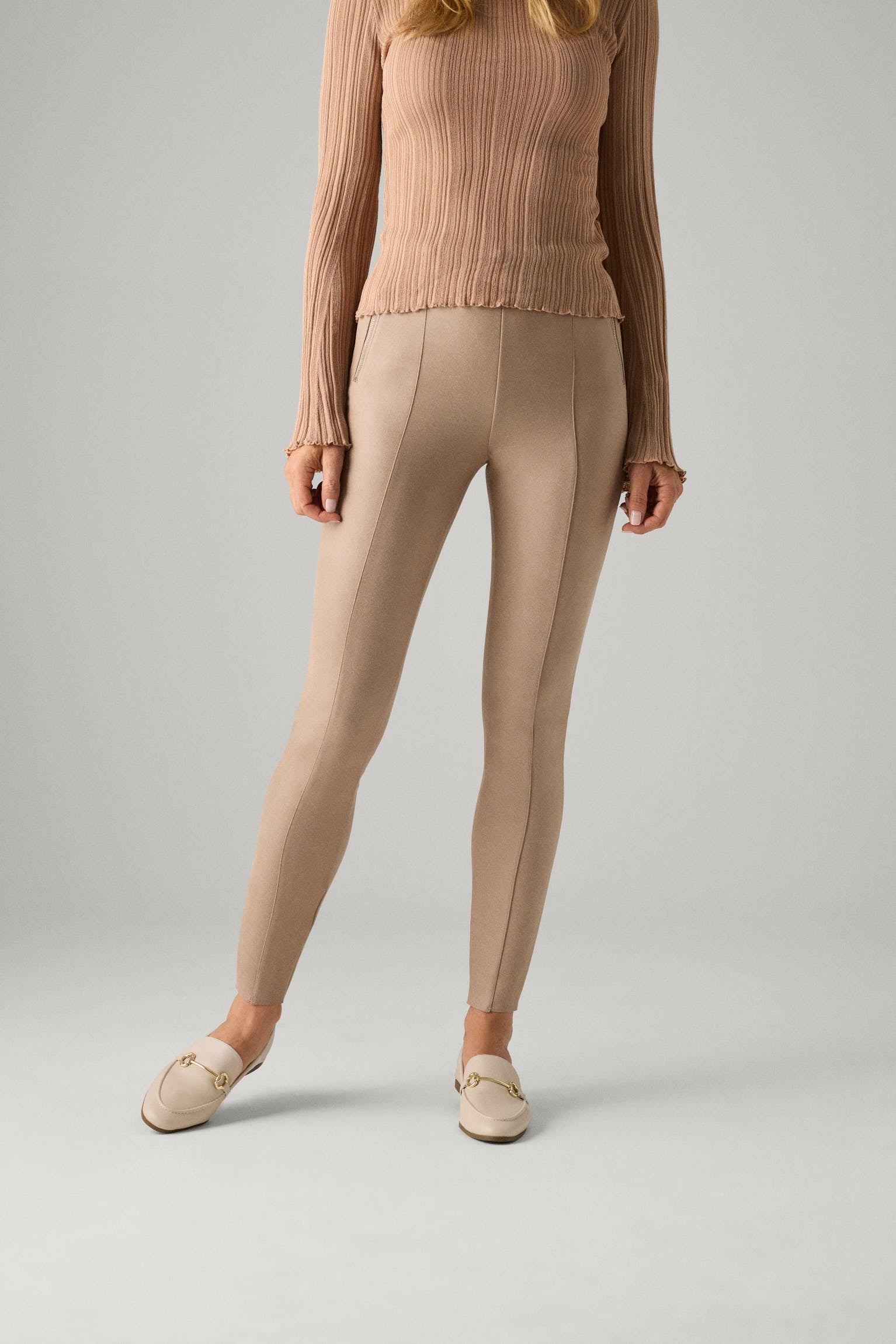 70432-10-pantalones-leggings-ante-termicos-ysabel-mora - Beige