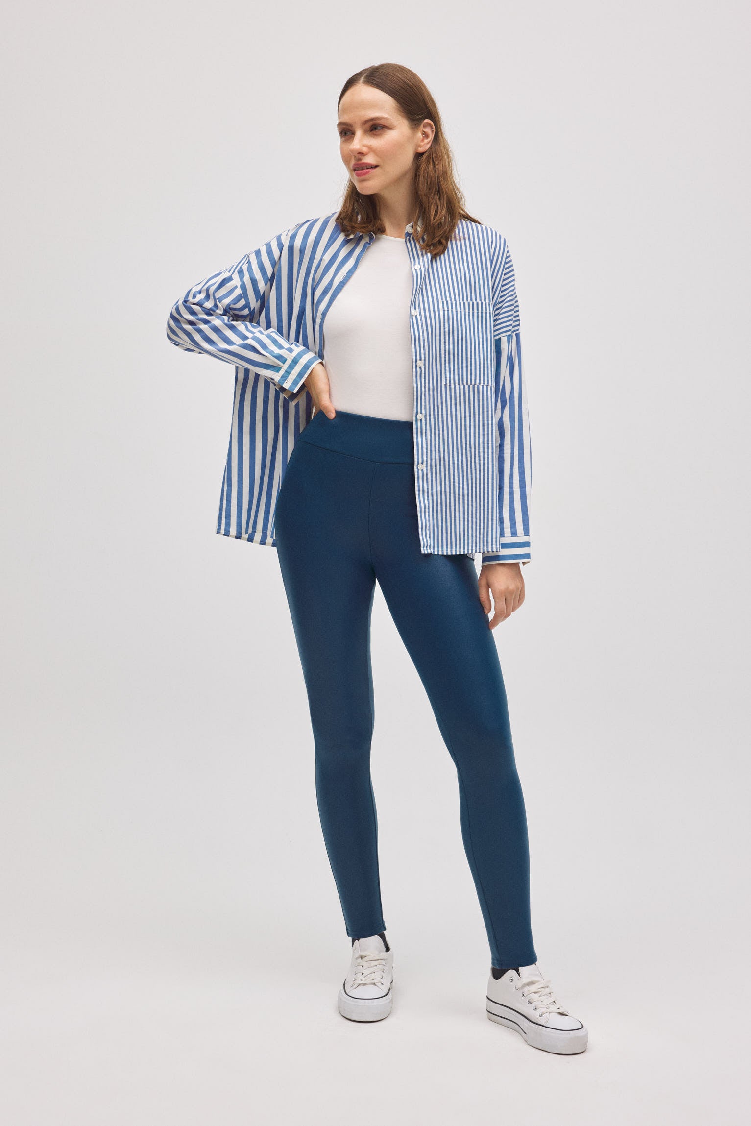 70441-1-leggings-termicos-efecto-piel-azul-ysabel-mora
