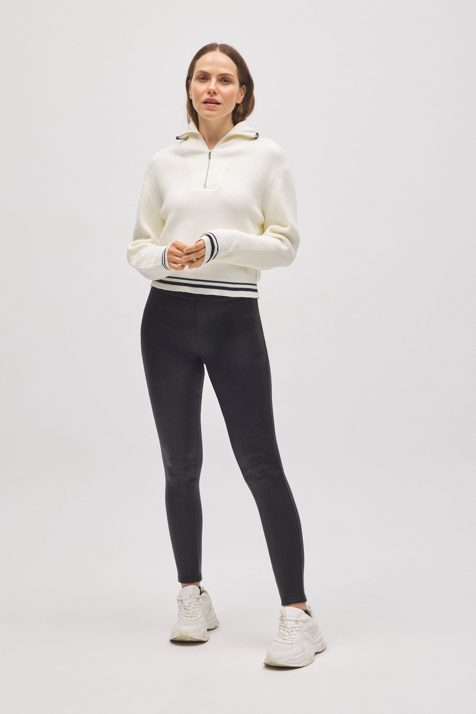 70441-1-leggings-termicos-efecto-piel-negro-ysabel-mora