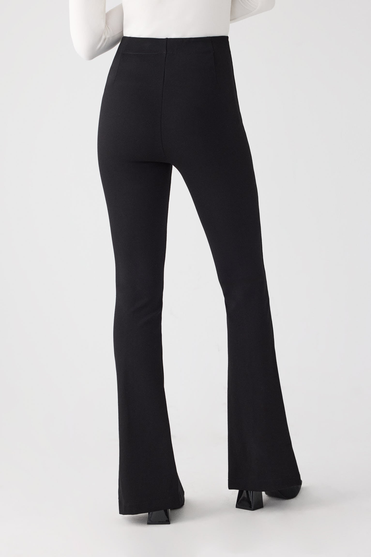 70464-negro-leggings-mujer-acampanados-de-tiro-alto-negros