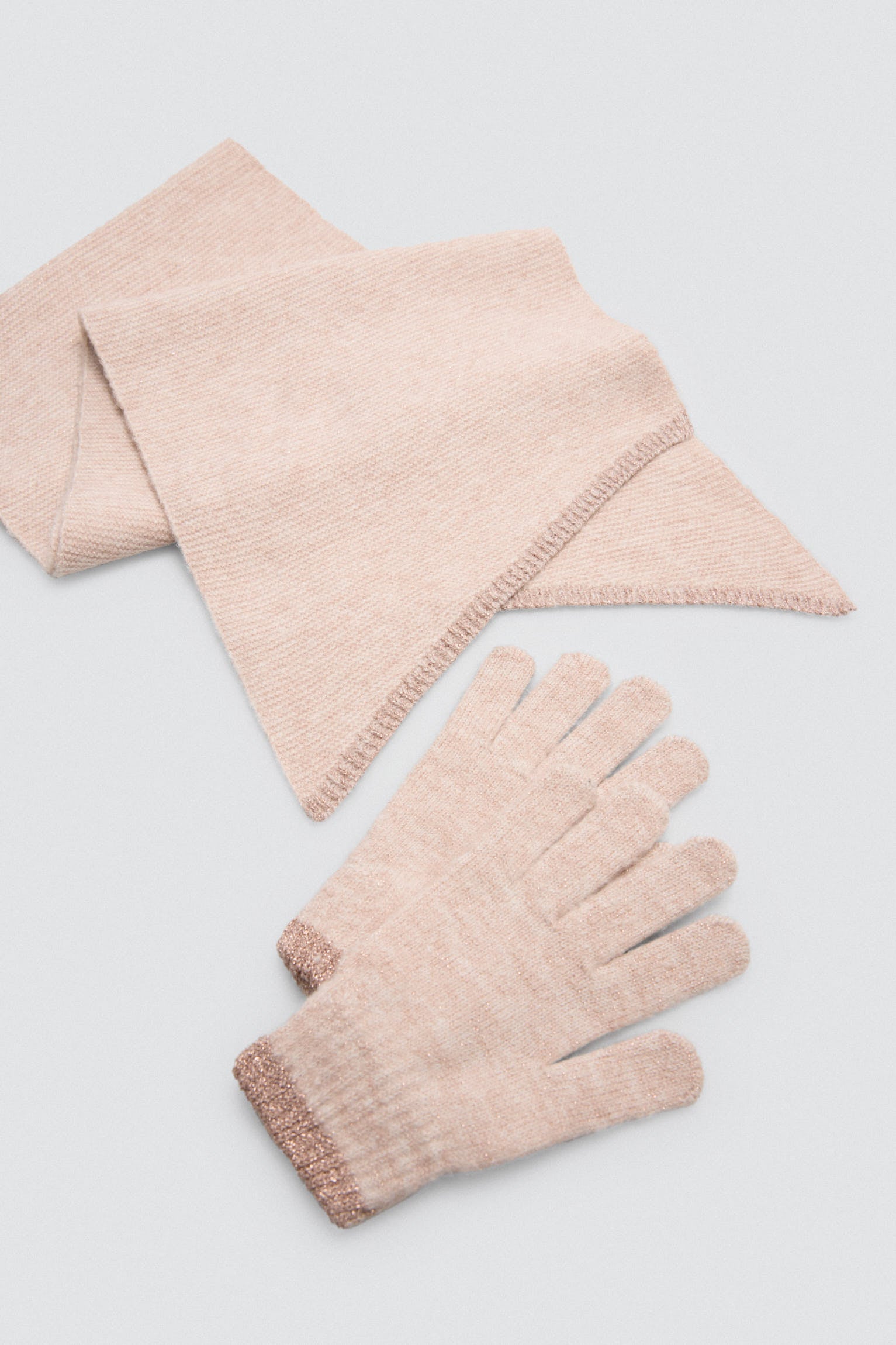 70686-2-set-bufanda-y-guantes-detalles-con-brillo