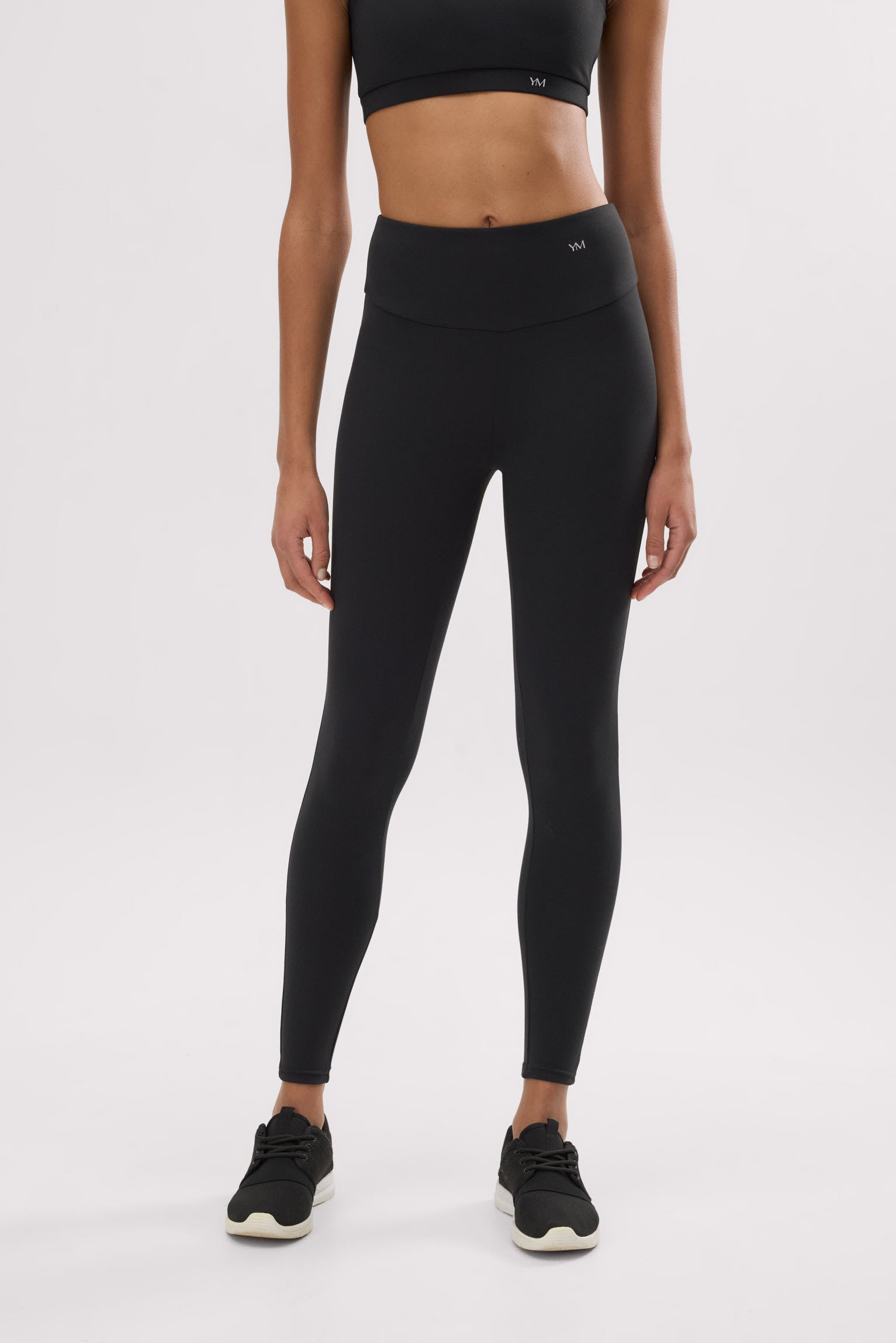 Legging esportiva preta de cintura alta com toque de algodão