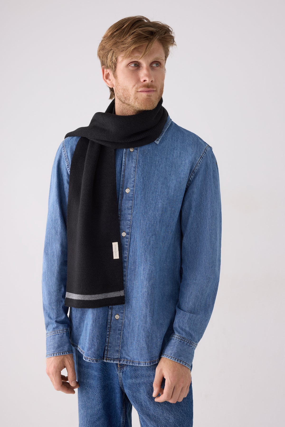 Bufanda de punto para hombre con rayas negro