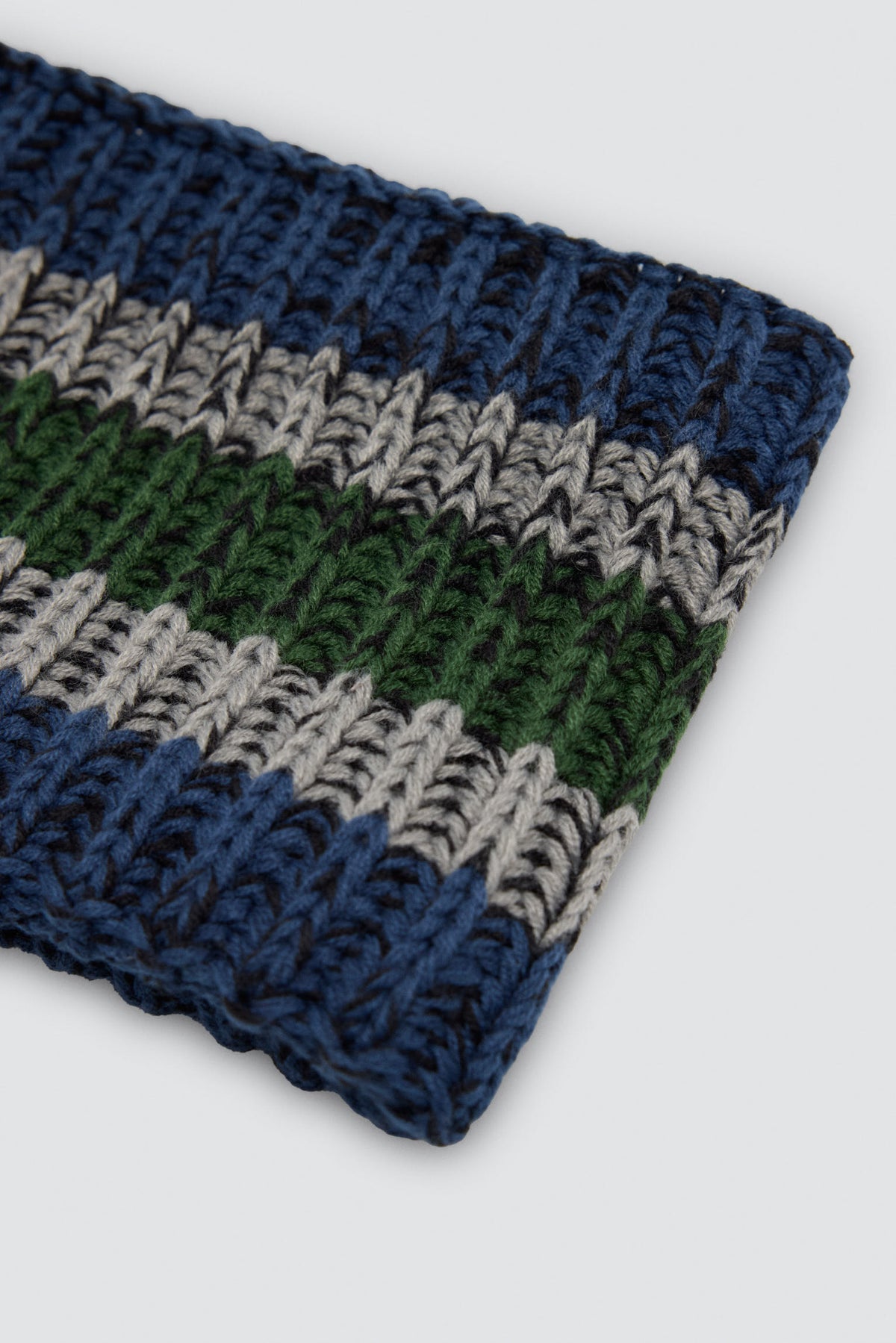 Cuello de punto para niño con forro polar multicolor