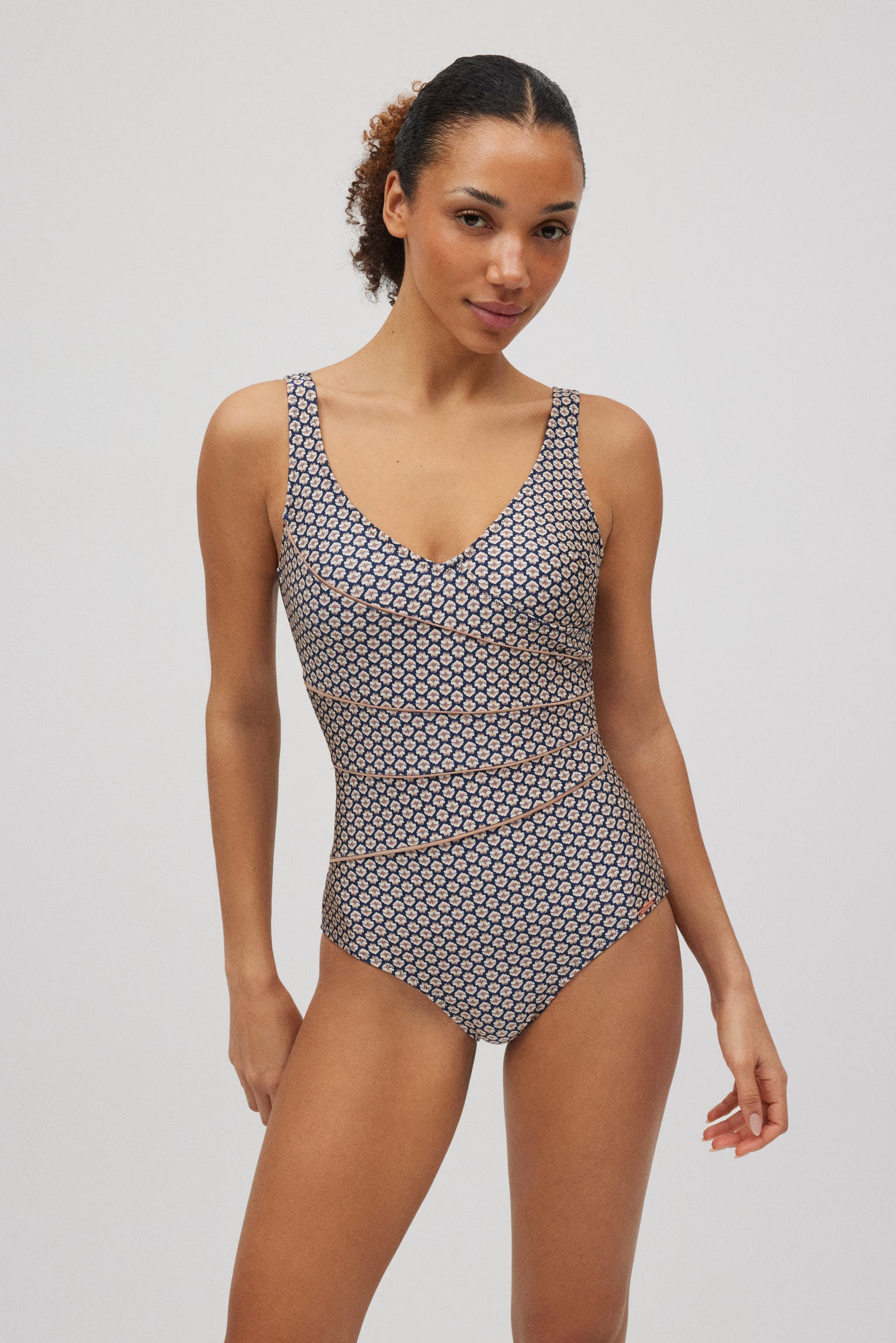 82933-1-banador-reductor-estampado-mujer-ysabel-mora-multicolor
