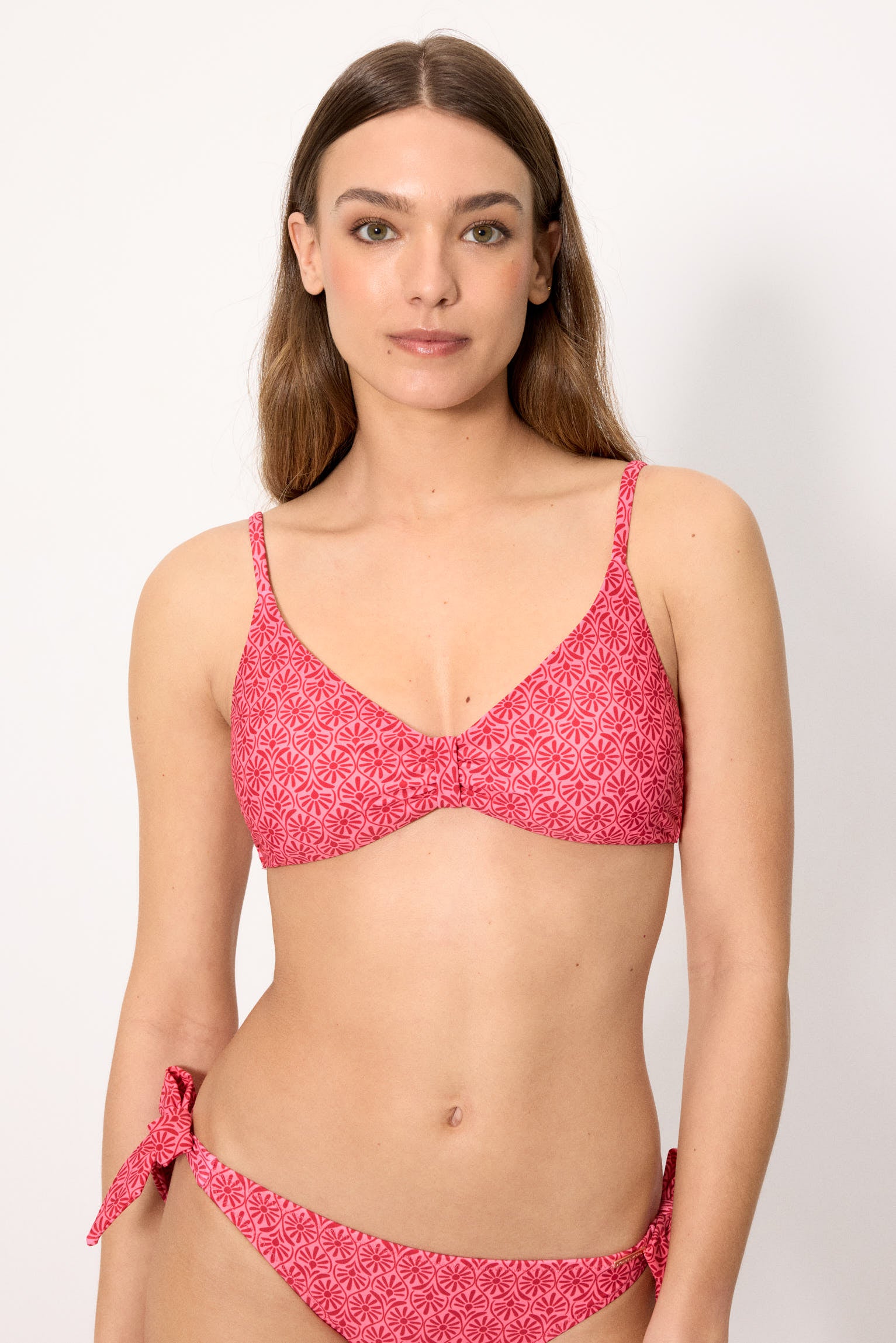 Top de biquíni triangular floral rosa e vermelho, tamanho B