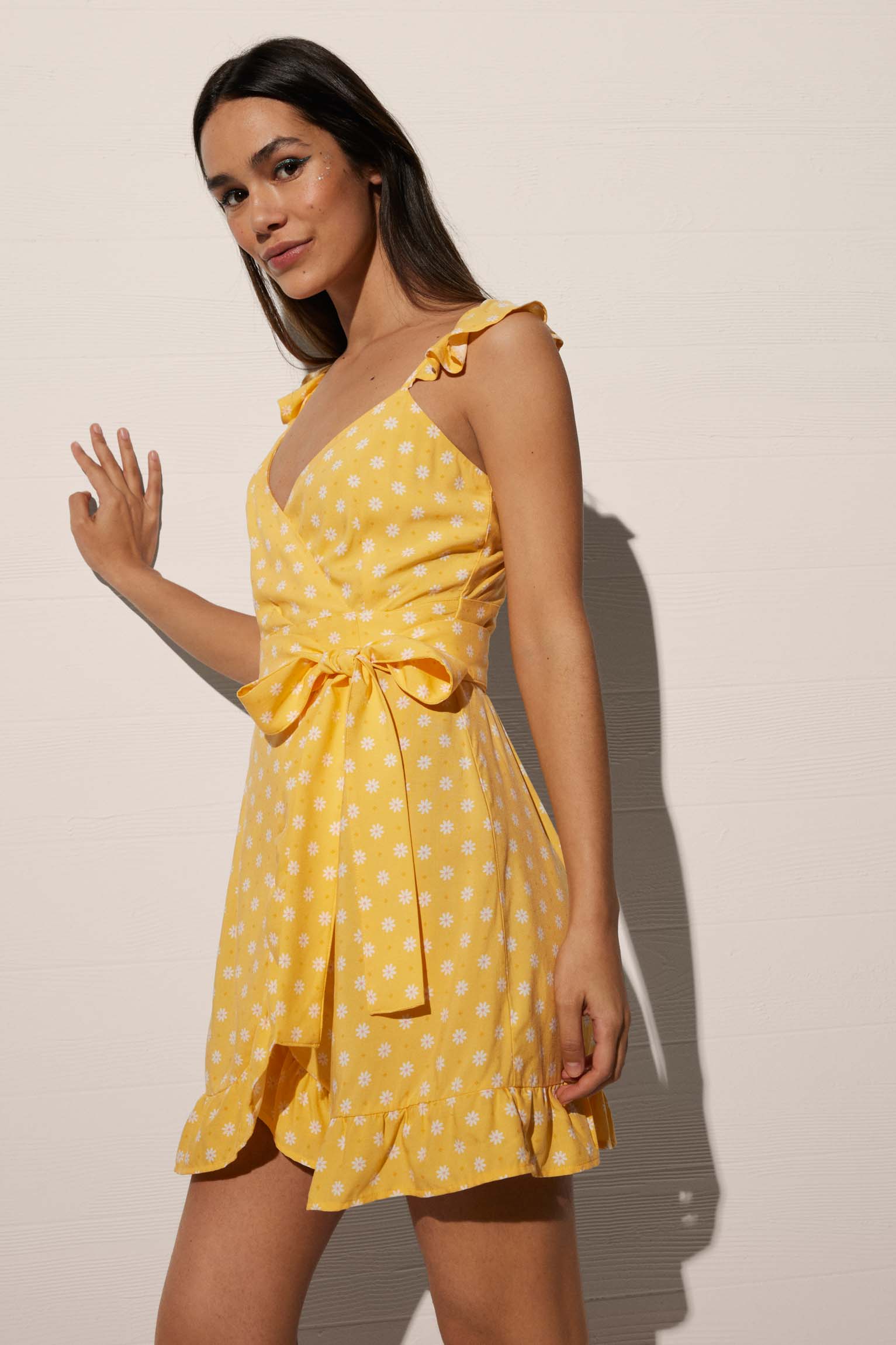 86013-2-vestido-corto-flores-mujer-ysabel-mora - Amarillo