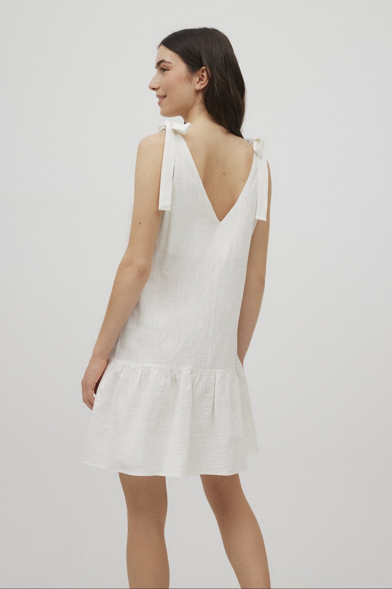 86147--3-vestido-corto-mujer-ysabel-mora-blanco
